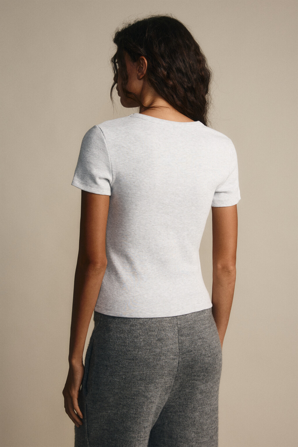 Футболка приталенная в рубчик - цвет серый - 3