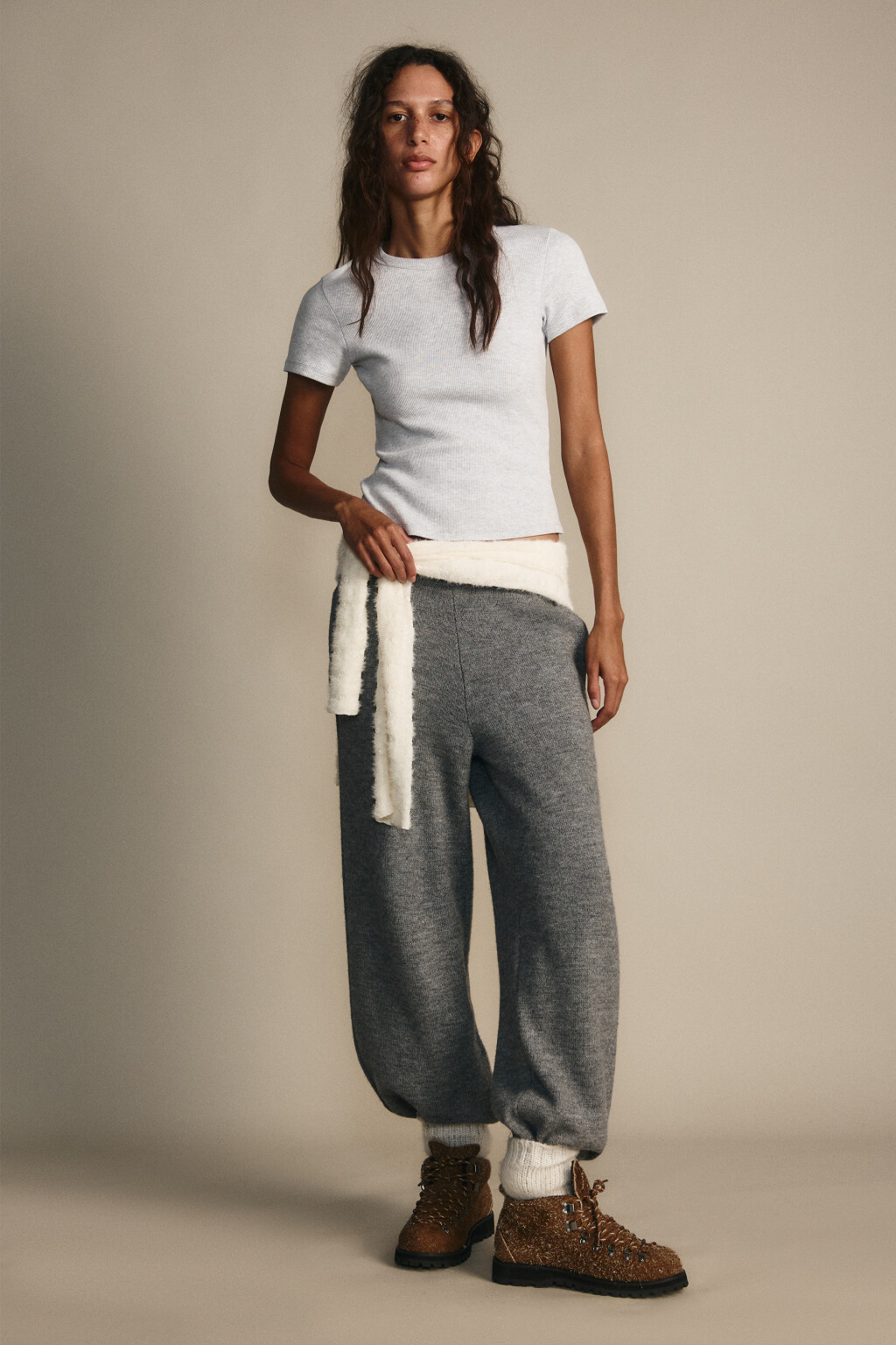 Футболка приталенная в рубчик - цвет серый - 4