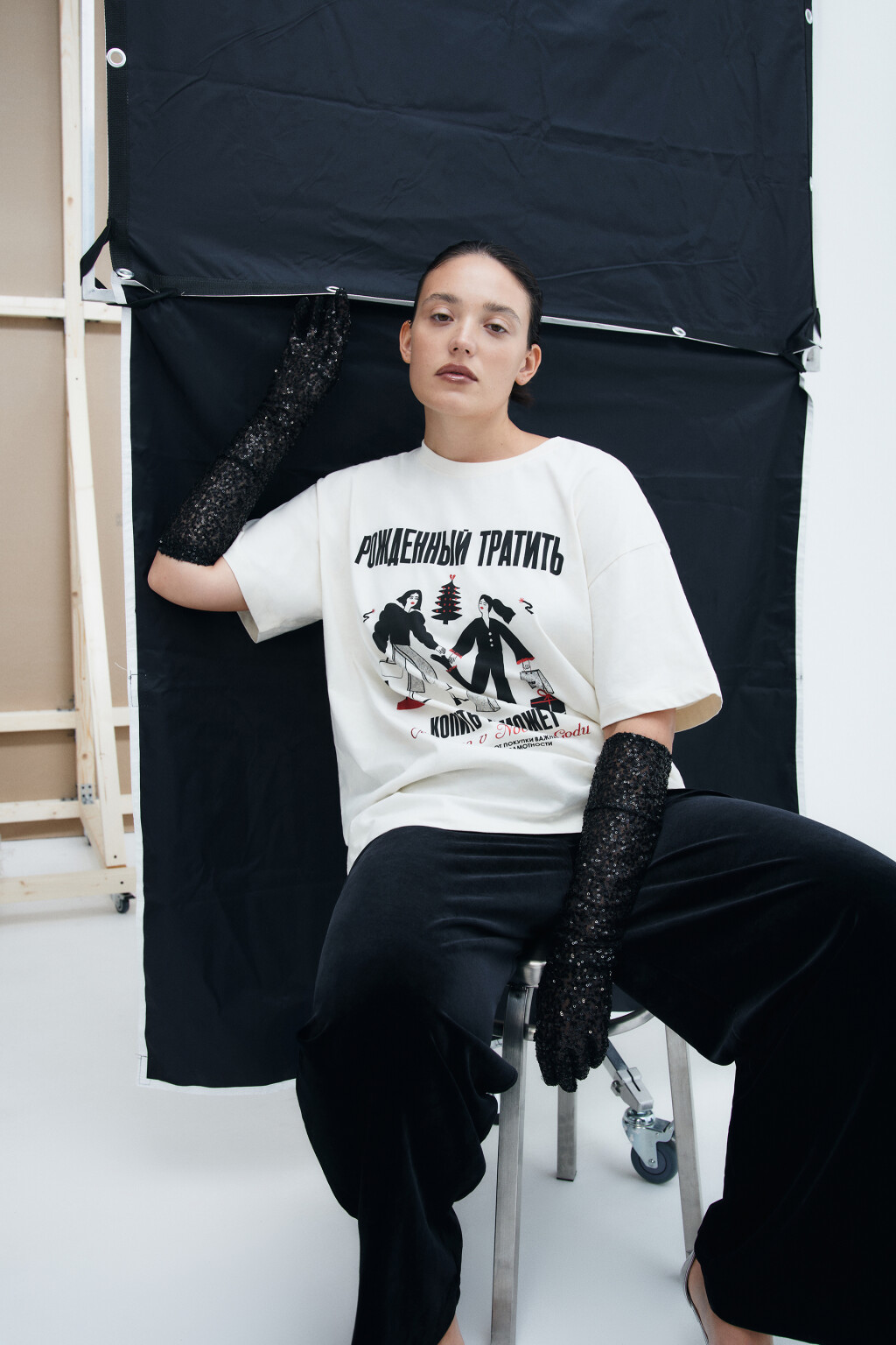 Футболка с новогодним принтом - цвет бежевый - 1