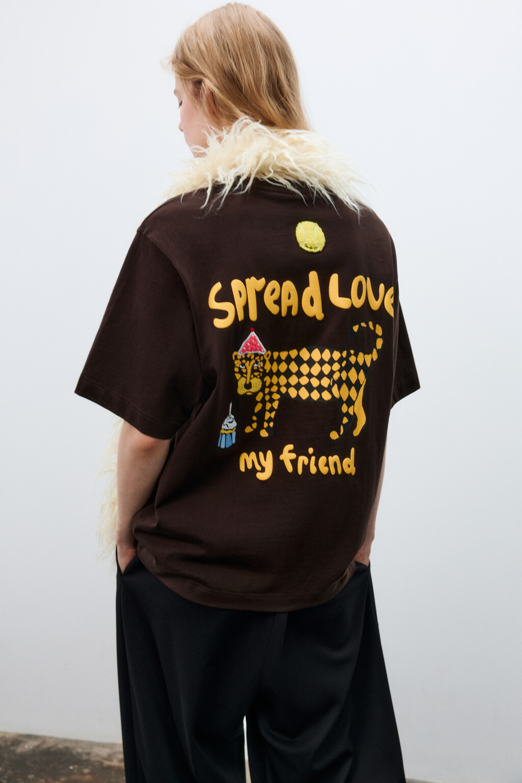 Футболка свободная с принтом - цвет коричневый - 3