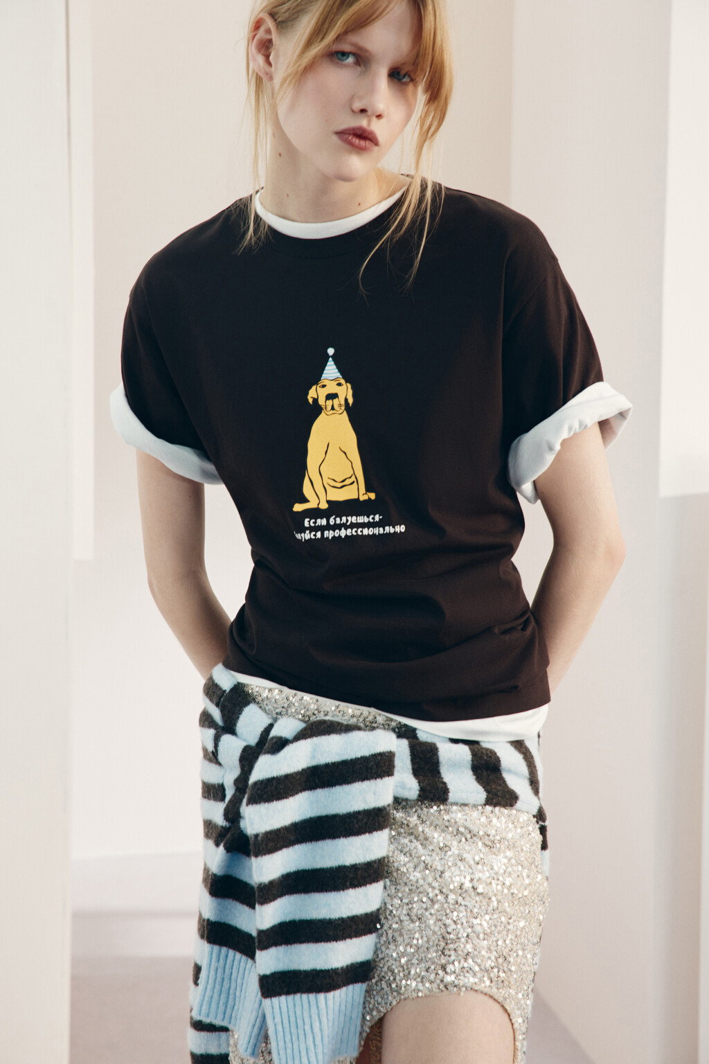 Футболка свободная с принтом - цвет коричневый - 1