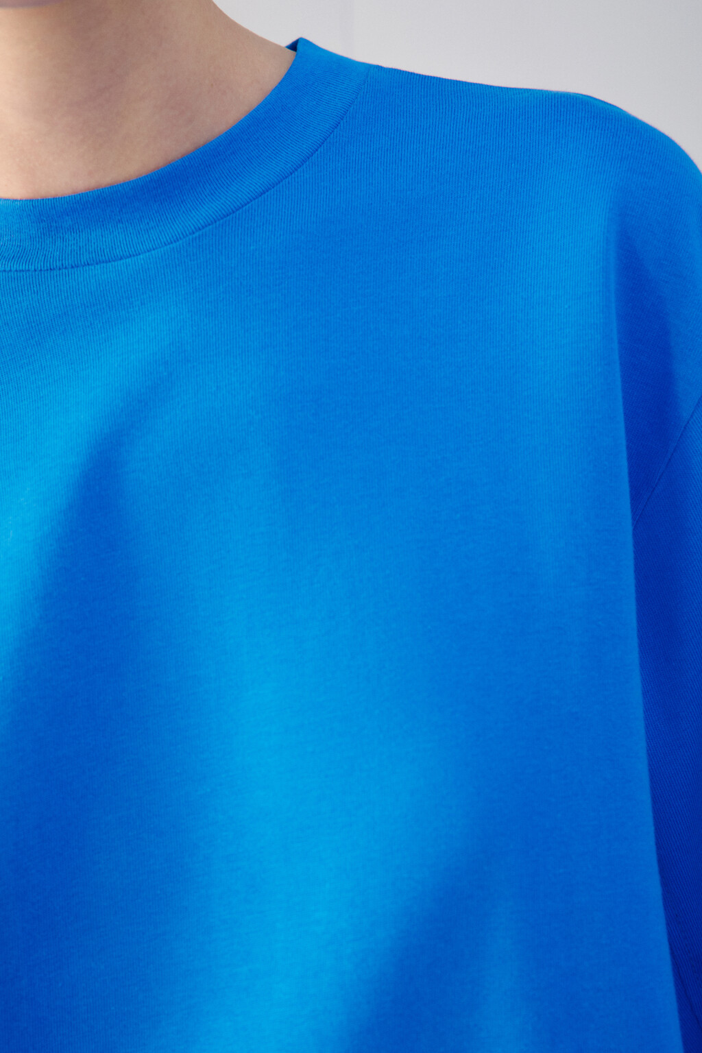 Лонгслив oversize из хлопка - цвет синий - 6