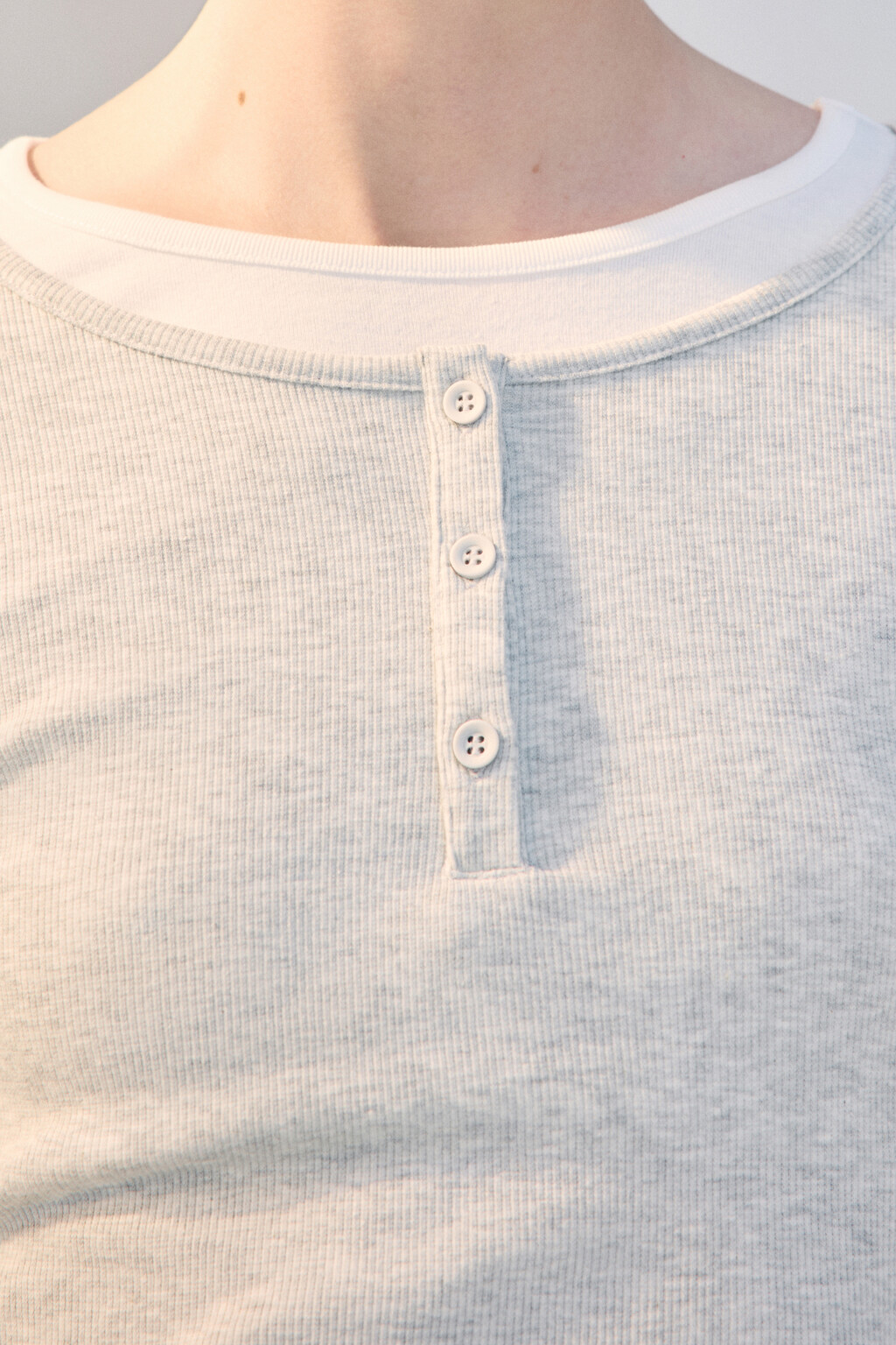 Лонгслив двуслойный с застежкой - цвет серый - 5