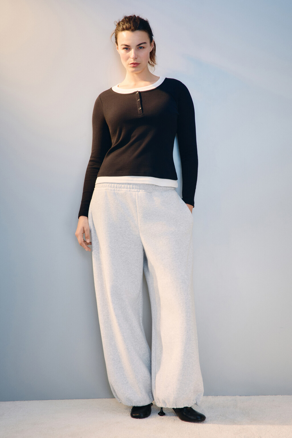 Лонгслив двуслойный с застежкой - цвет черный - 4