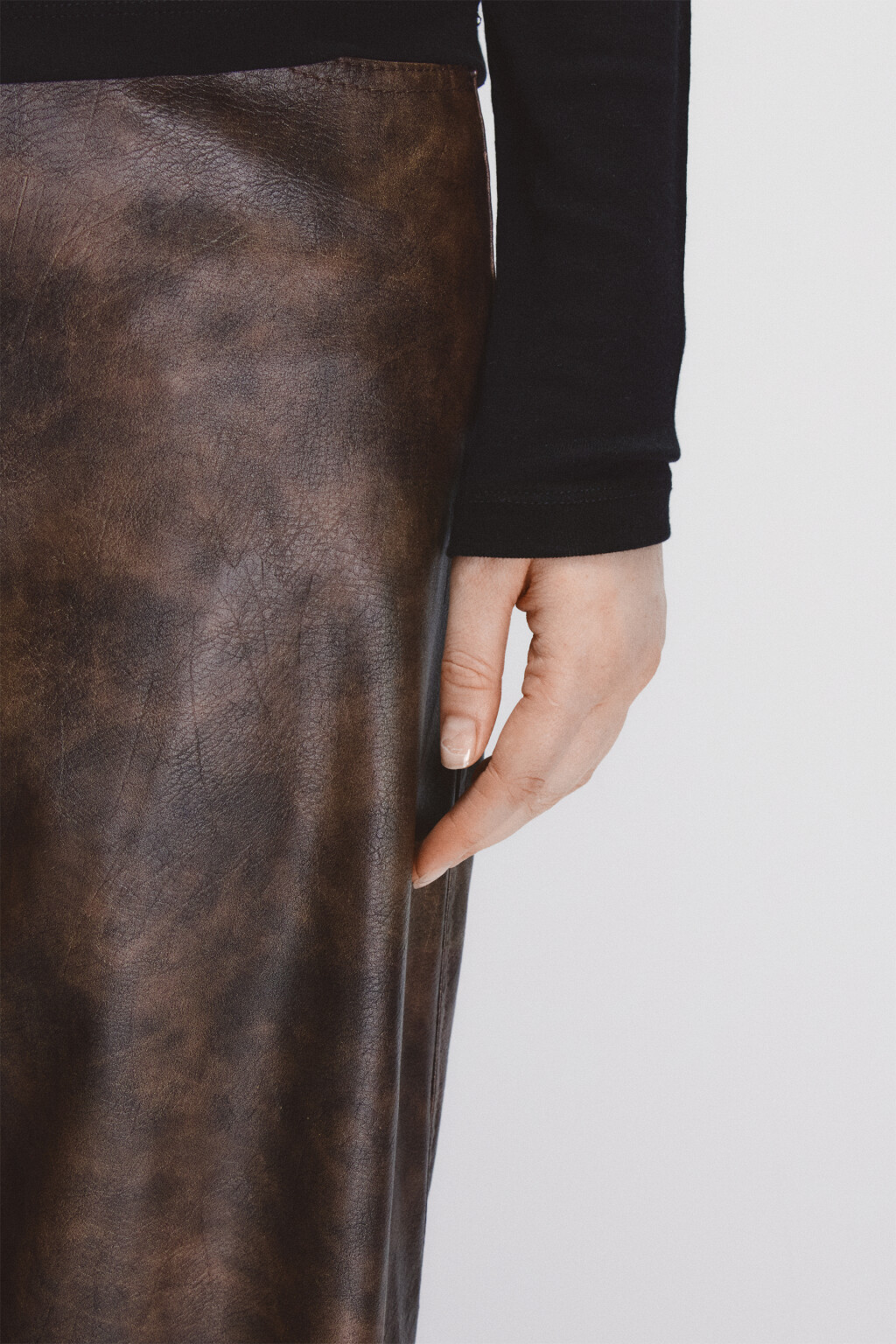 Лонгслив трикотажный с шерстью - цвет черный - 6