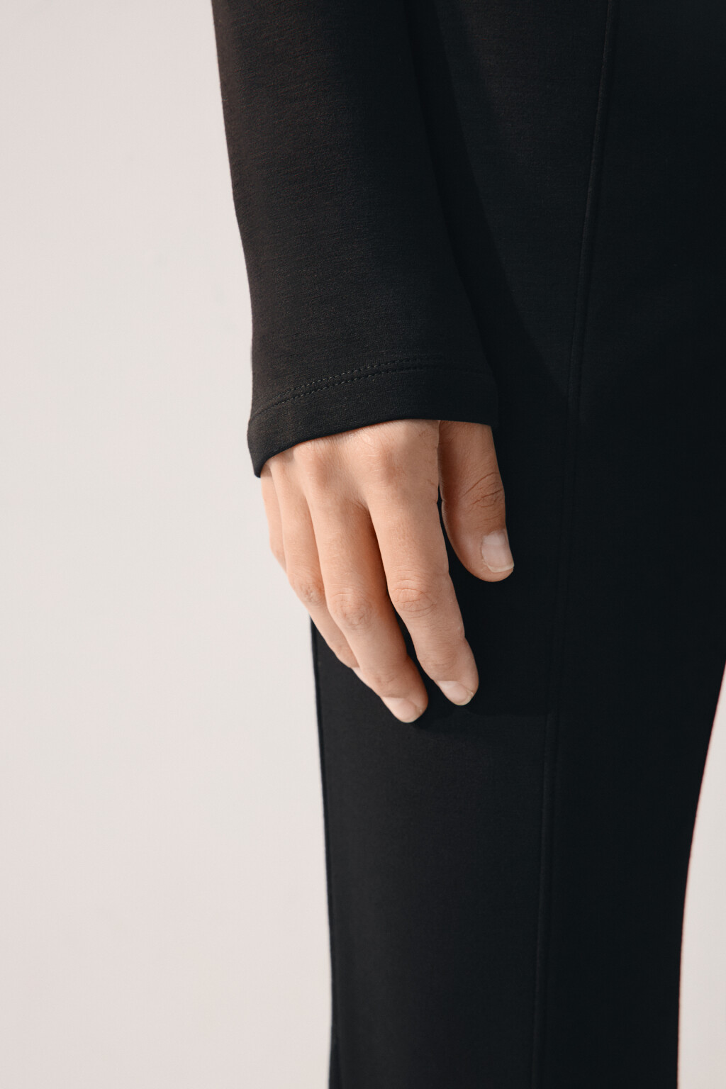 Лонгслив облегающий на молнии - цвет черный - 6