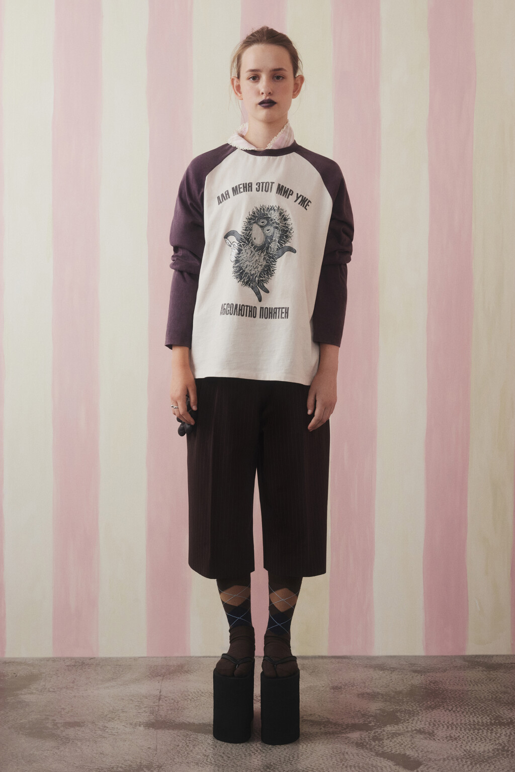 Лонгслив вареный с принтом - цвет коричневый - 4