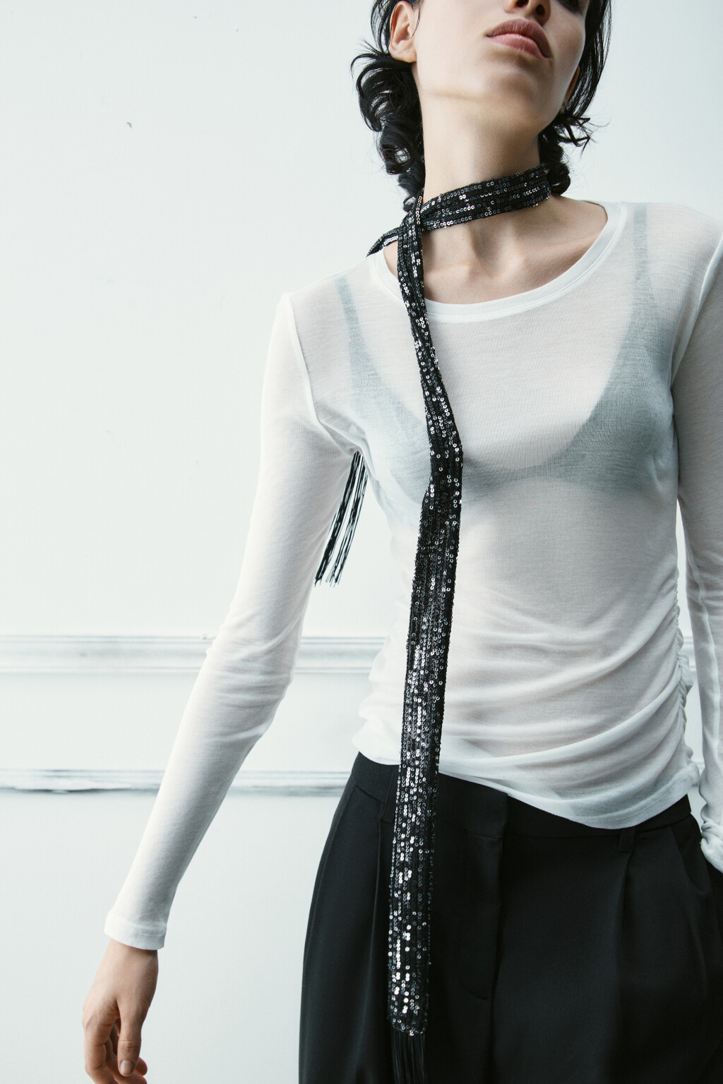 Лонгслив из лиоцелла с драпировками - цвет белый - 2