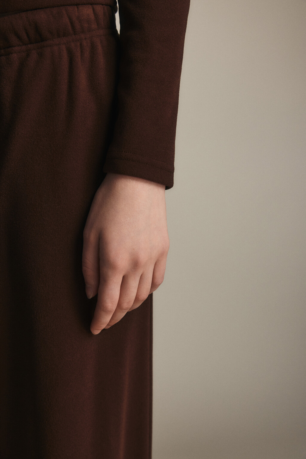 Лонгслив с застежкой на груди - цвет коричневый - 7