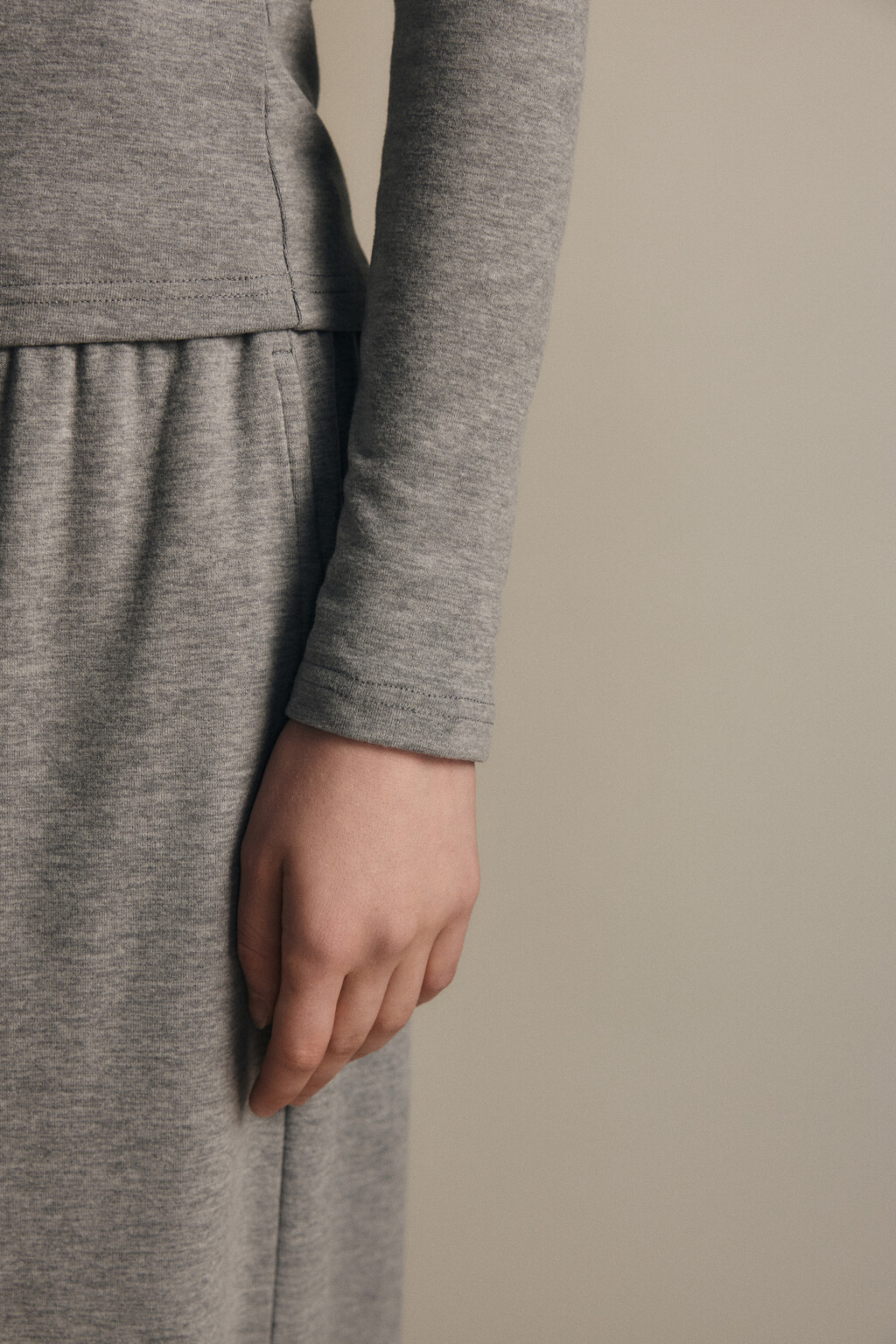 Лонгслив с застежкой на груди - цвет серый - 7