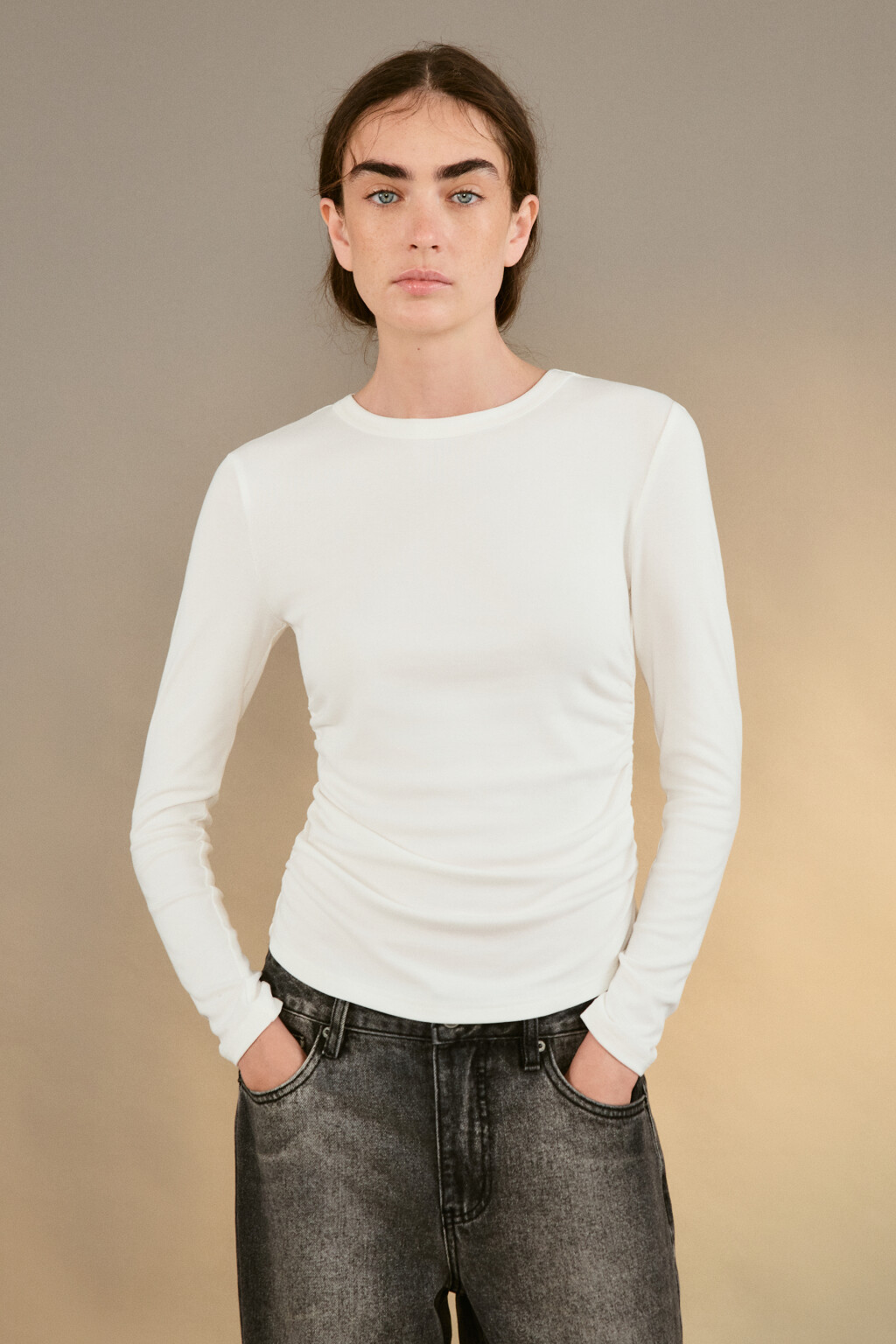 Лонгслив облегающий вискозный - цвет белый - 2