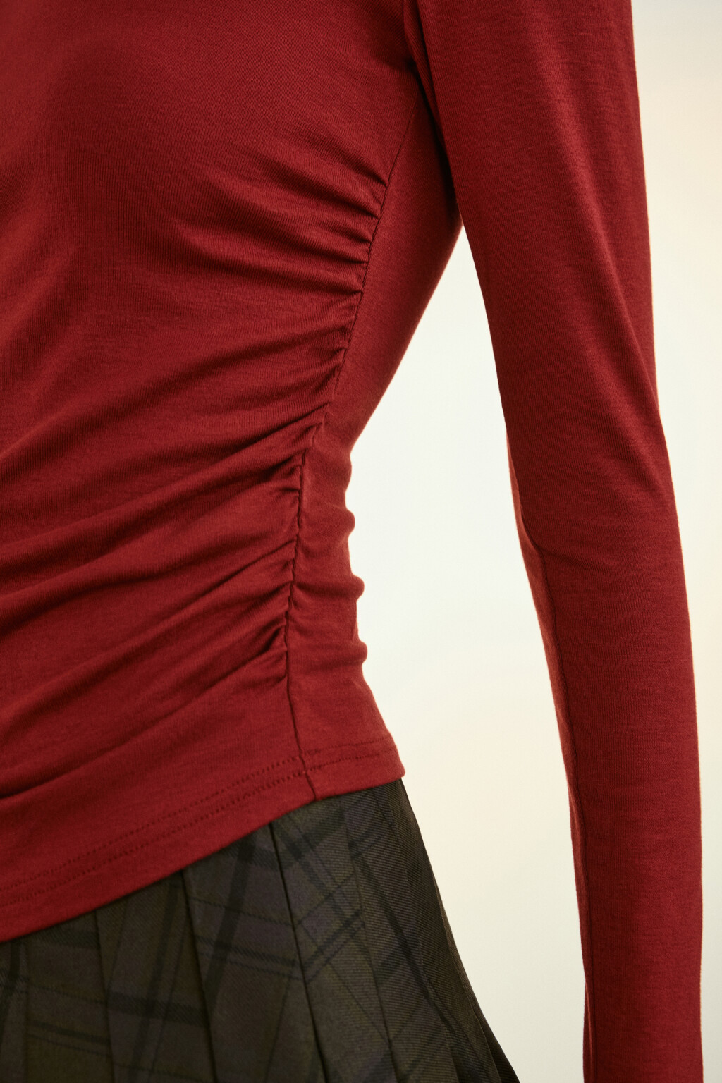 Лонгслив облегающий вискозный - цвет бордовый - 6