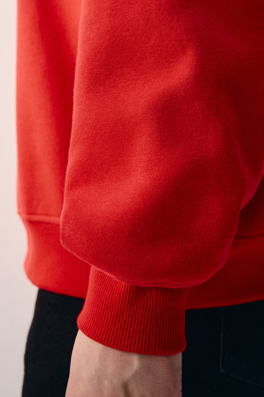 Свитшот из футера с принтом - цвет красный - 6