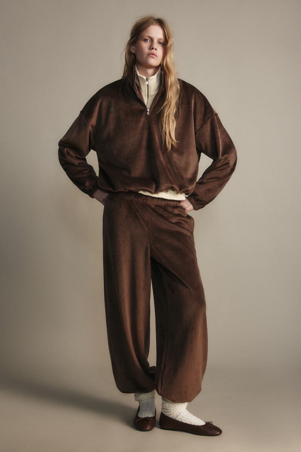 Толстовка на молнии вельветовая - цвет коричневый - 7