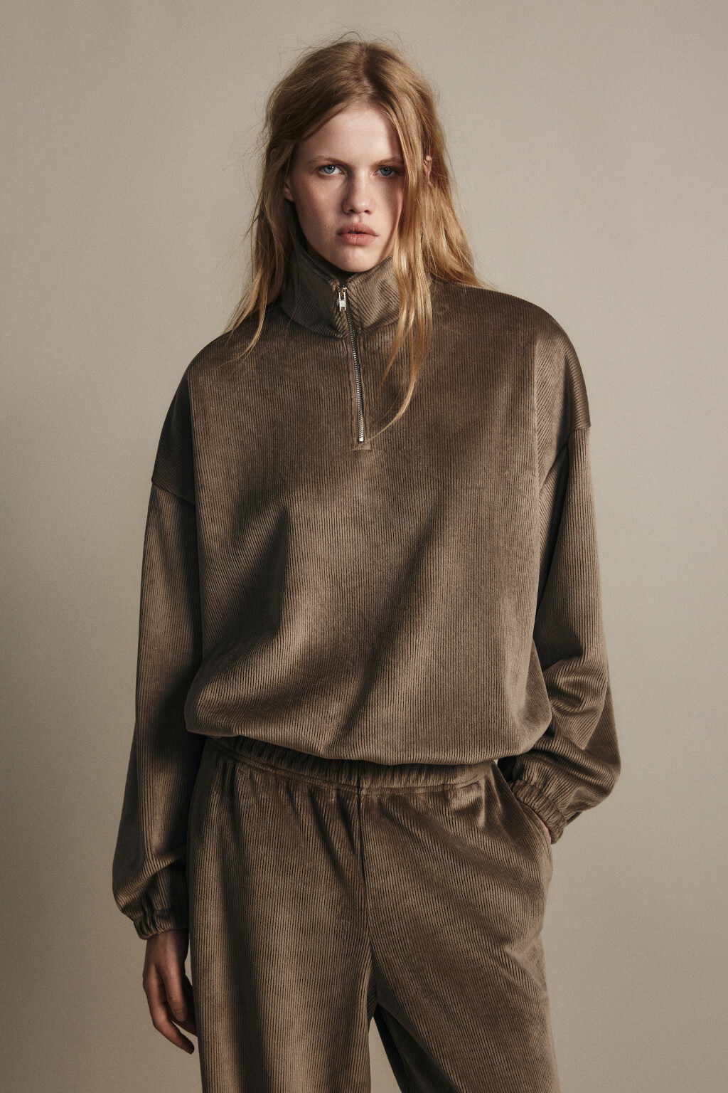 Толстовка на молнии вельветовая - цвет бежевый - 3