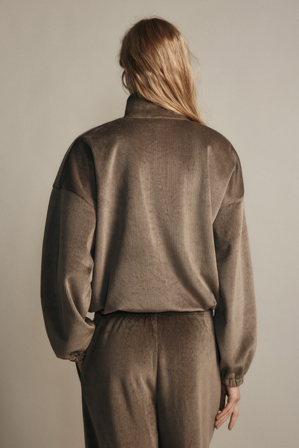 Толстовка на молнии вельветовая - цвет бежевый - 4