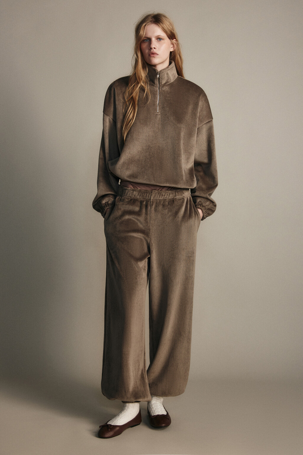 Толстовка на молнии вельветовая - цвет бежевый - 5