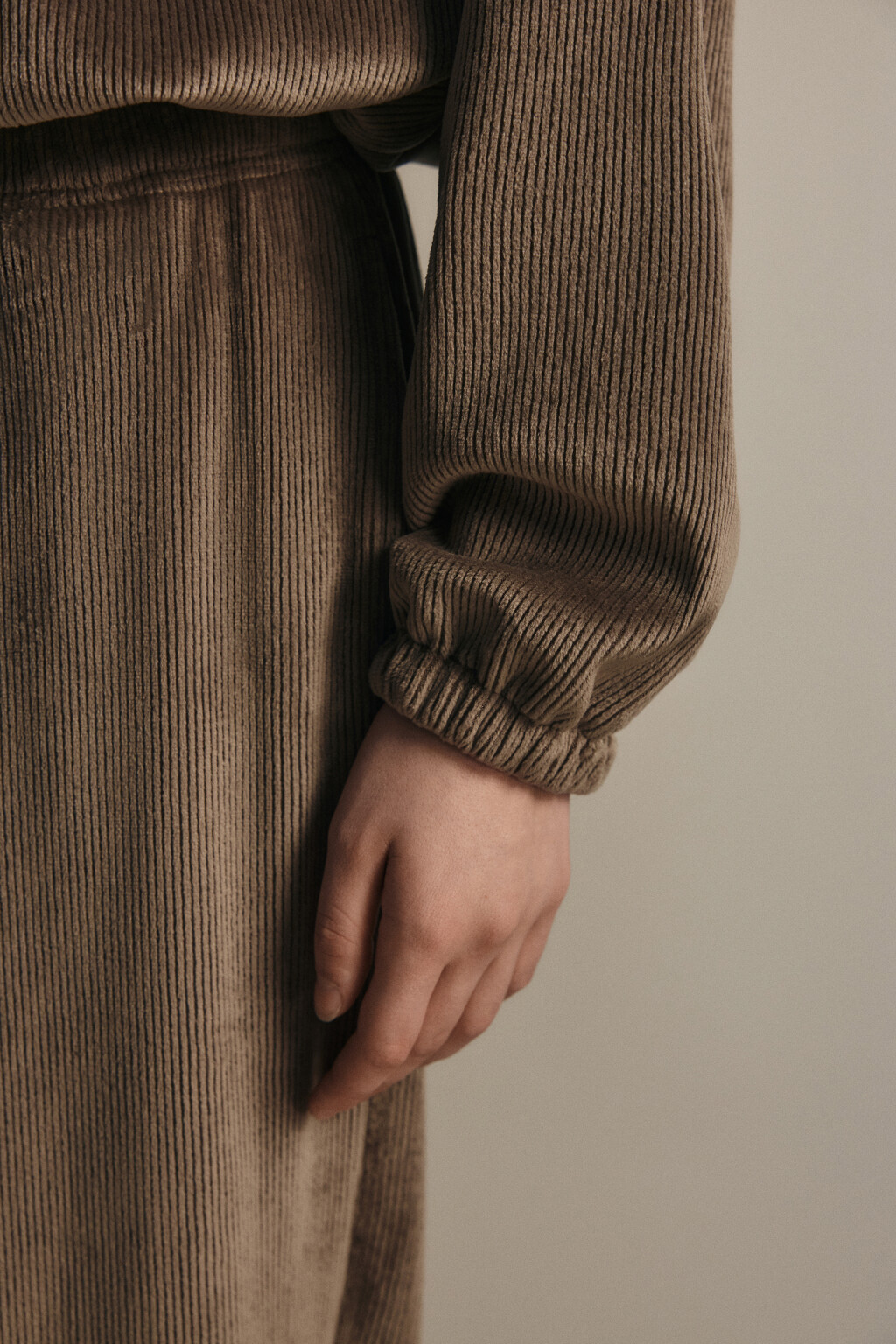 Толстовка на молнии вельветовая - цвет бежевый - 7