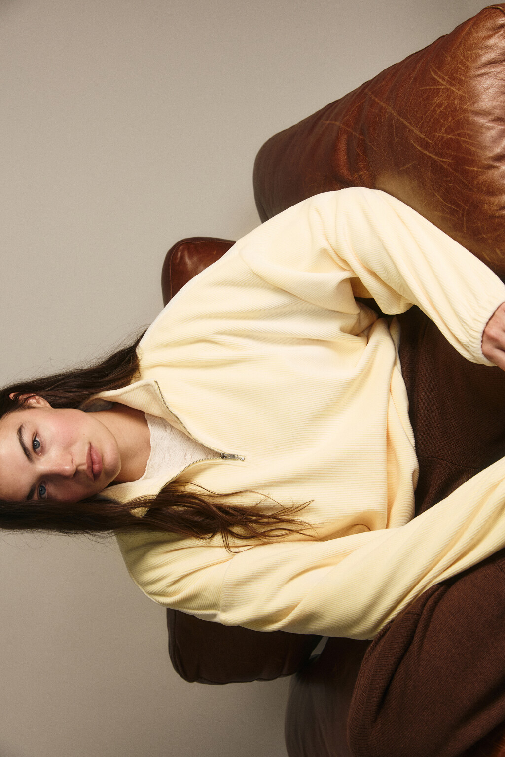 Толстовка на молнии вельветовая - цвет желтый - 1