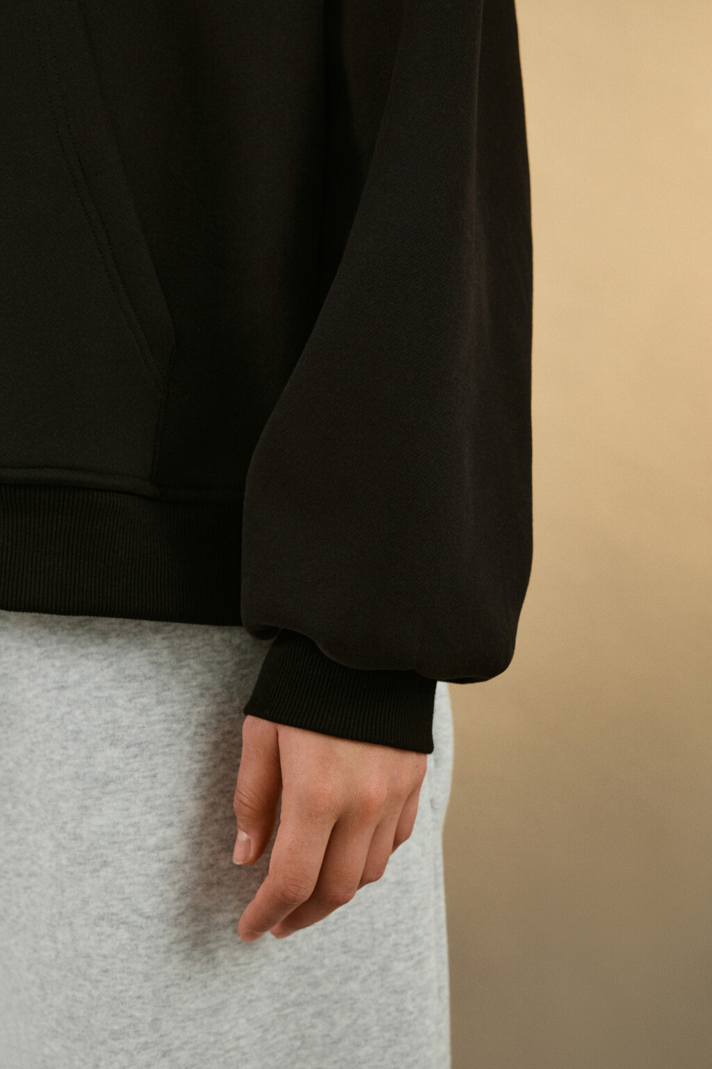 Худи утепленная с капюшоном - цвет черный - 7