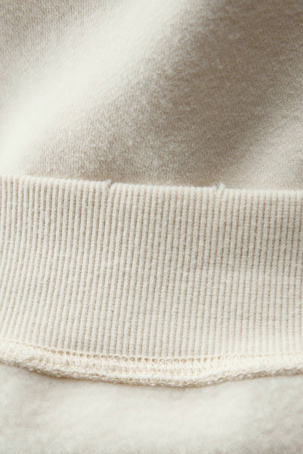 Свитшот рваный - цвет бежевый - 8