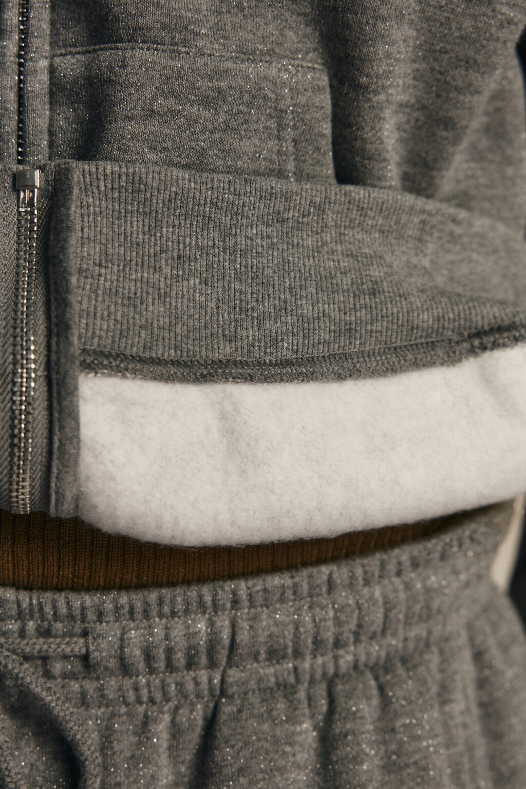 Худи-зипка утепленная с люрексом - цвет серый - 7