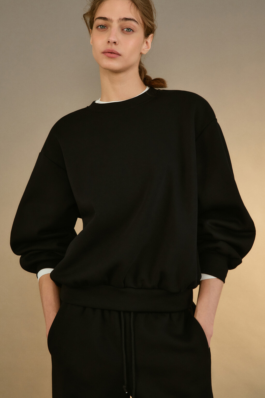 Свитшот из футера с начесом - цвет черный - 1