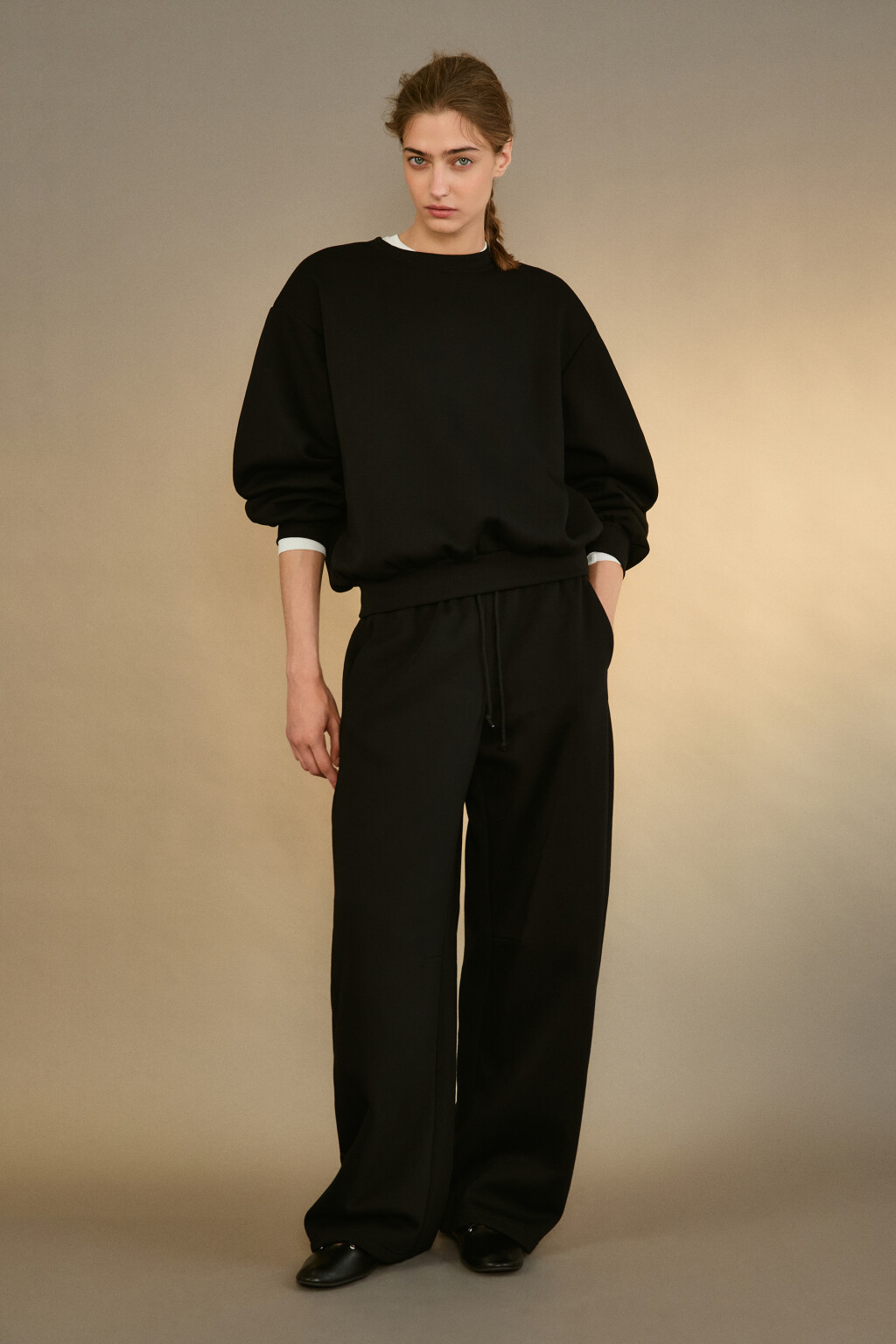 Свитшот из футера с начесом - цвет черный - 4