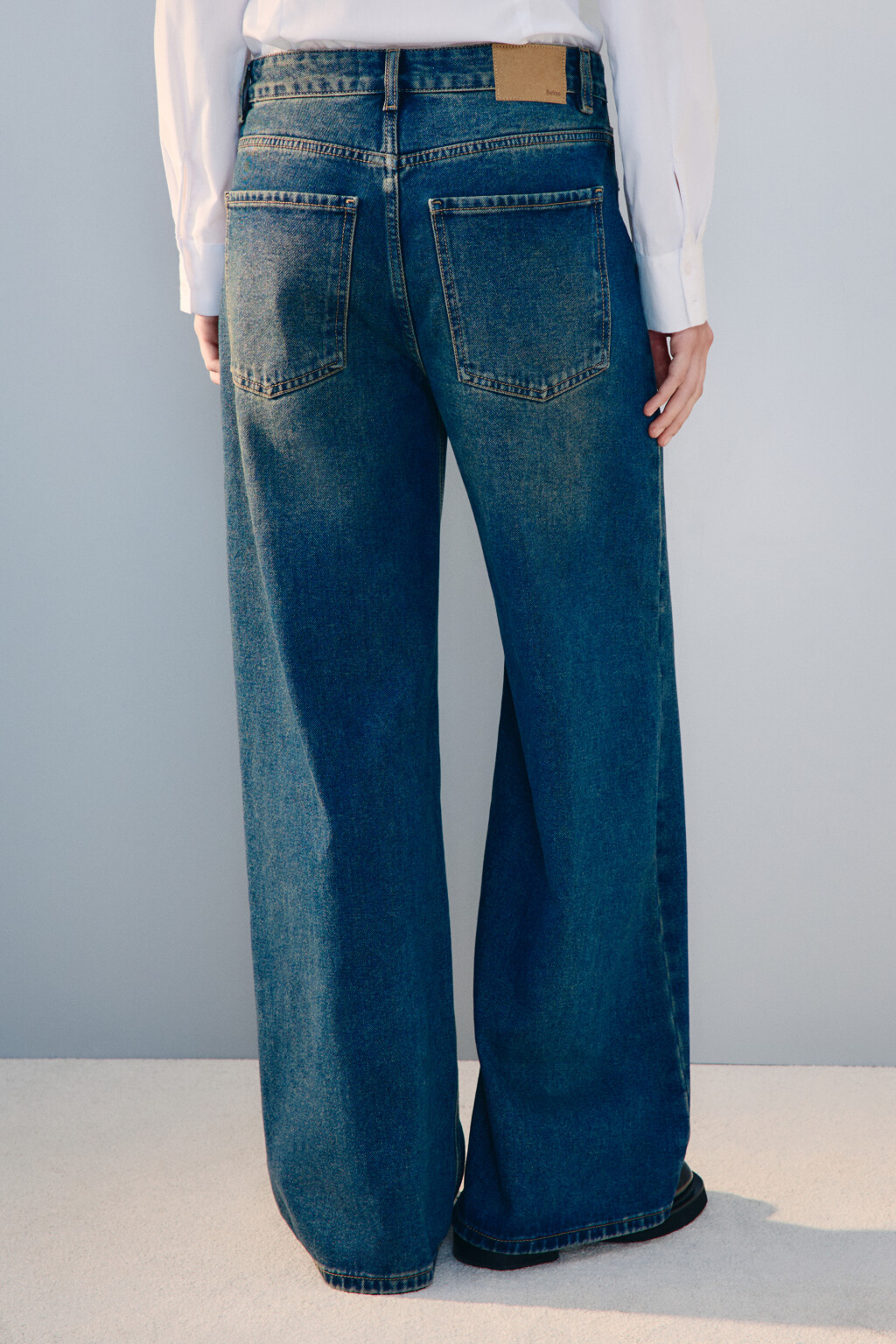 Джинсы baggy fit с асимметричным поясом - цвет синий - 3