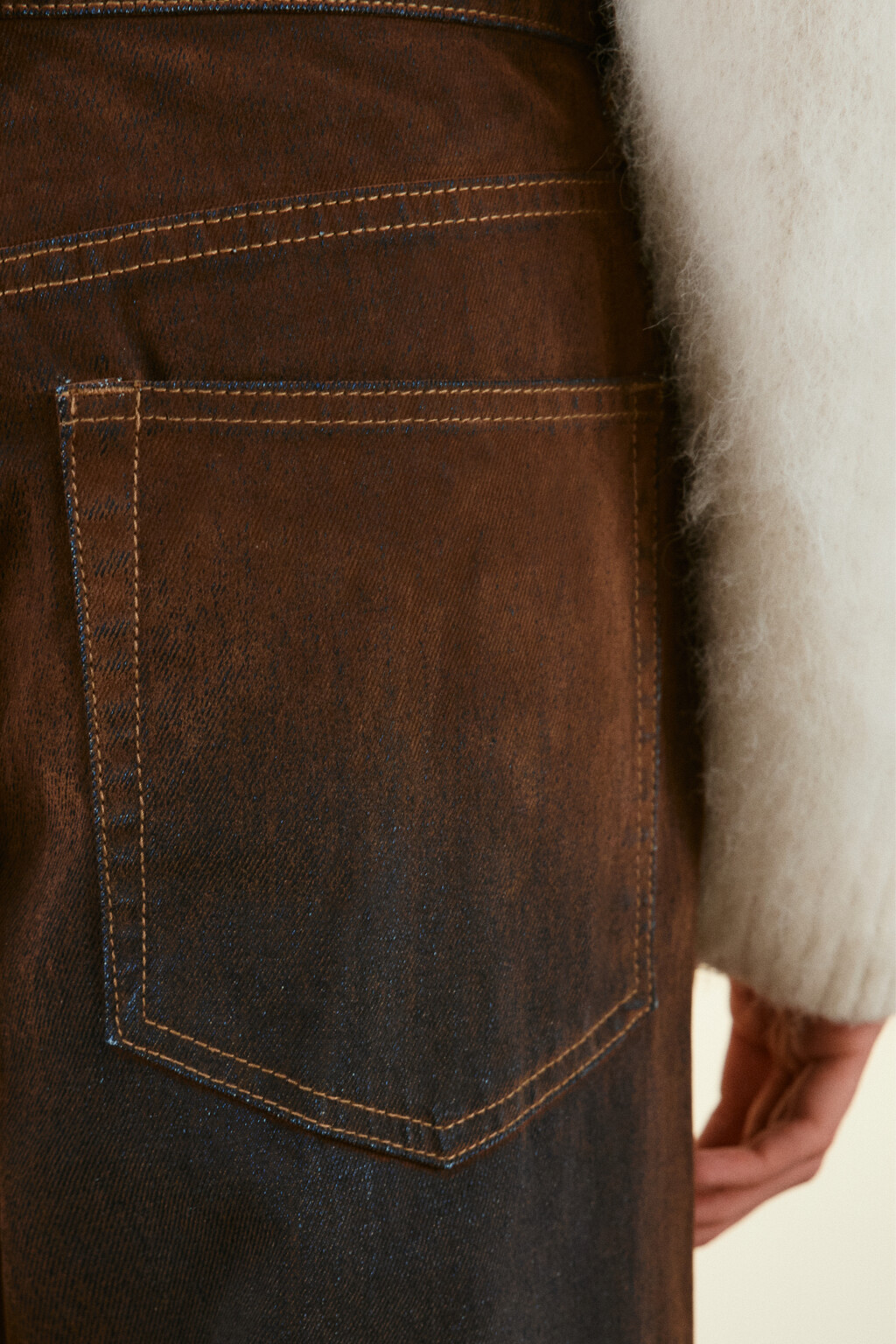 Джинсы прямые с флоковым покрытием - цвет коричневый - 5