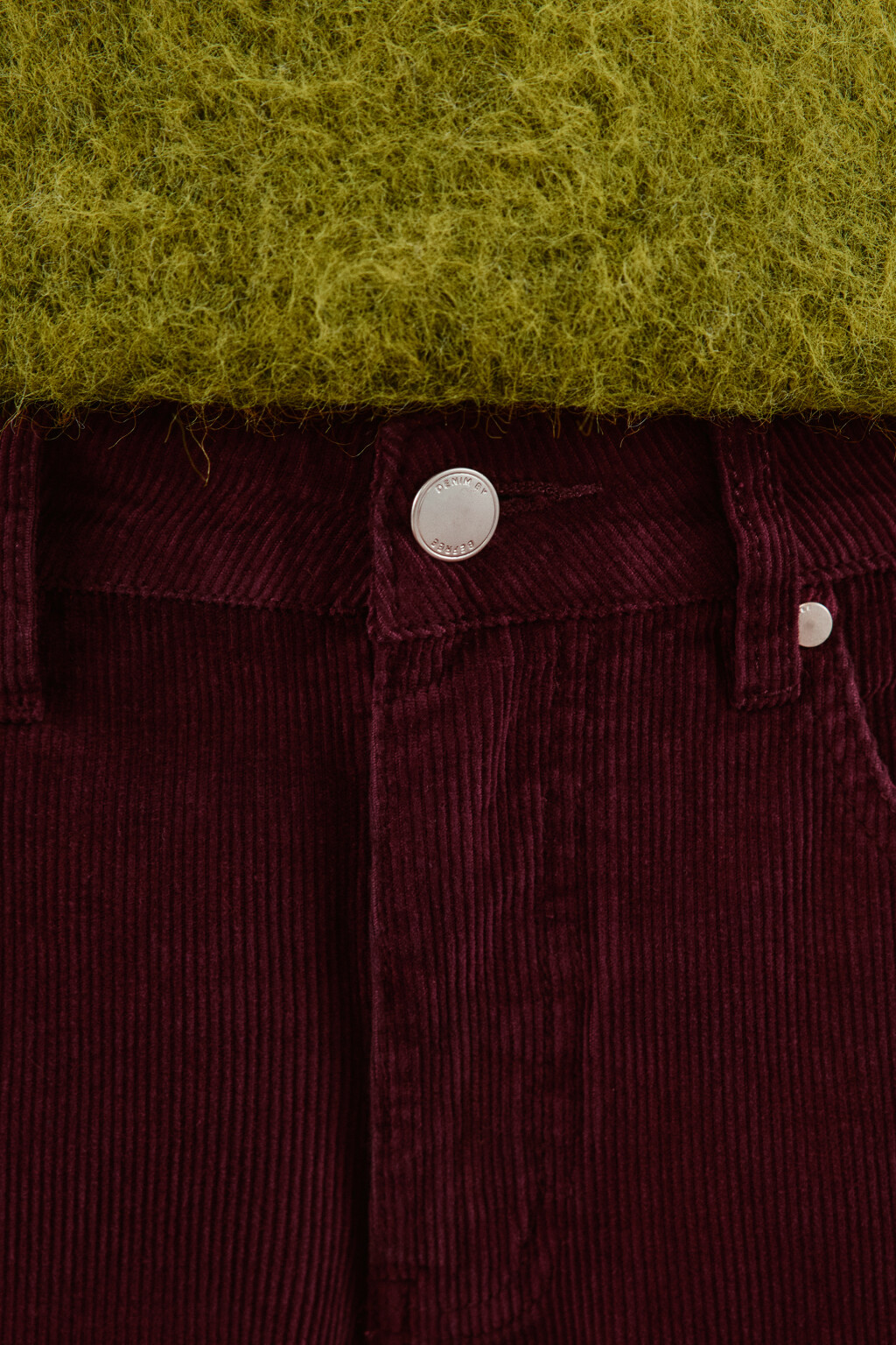 Джинсы прямые с вельветовой фактурой - цвет сливовый - 6