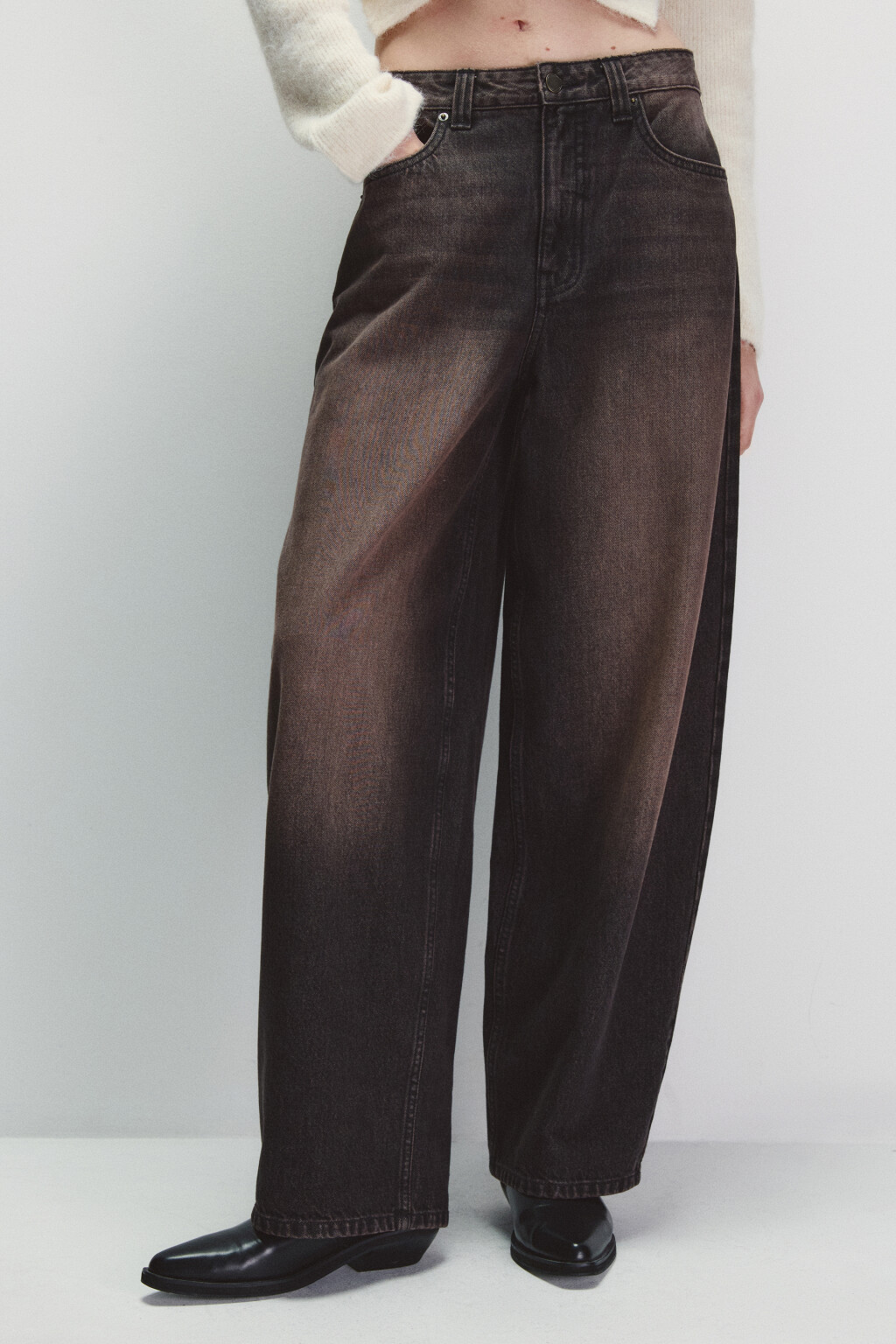 Джинсы baggy fit со средней посадкой - цвет коричневый - 2