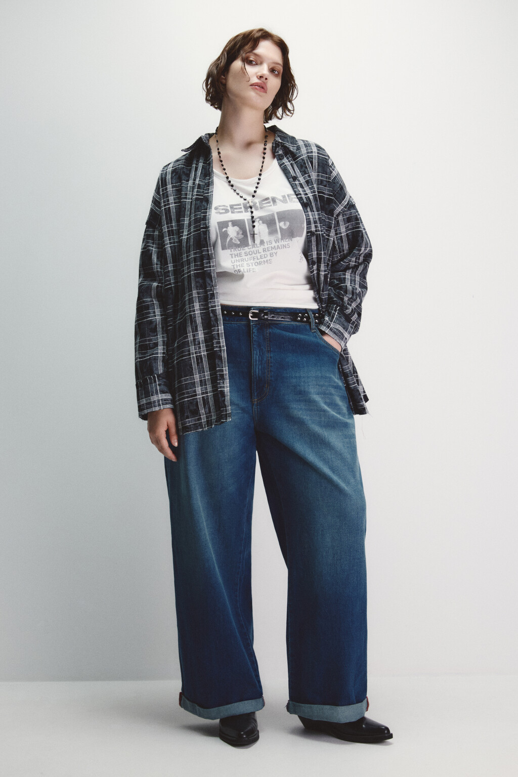 Джинсы straight fit с подворотами - цвет голубой - 4