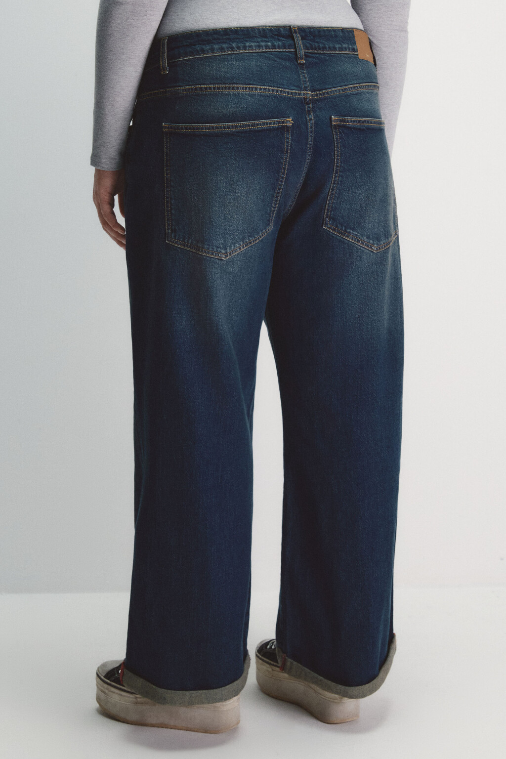 Джинсы straight fit с подворотами - цвет темный тинт - 3