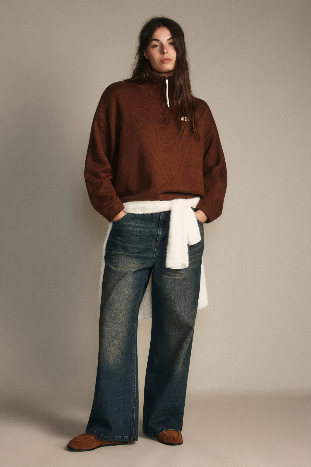 Джинсы широкие утепленные с начесом - цвет темный тинт - 4