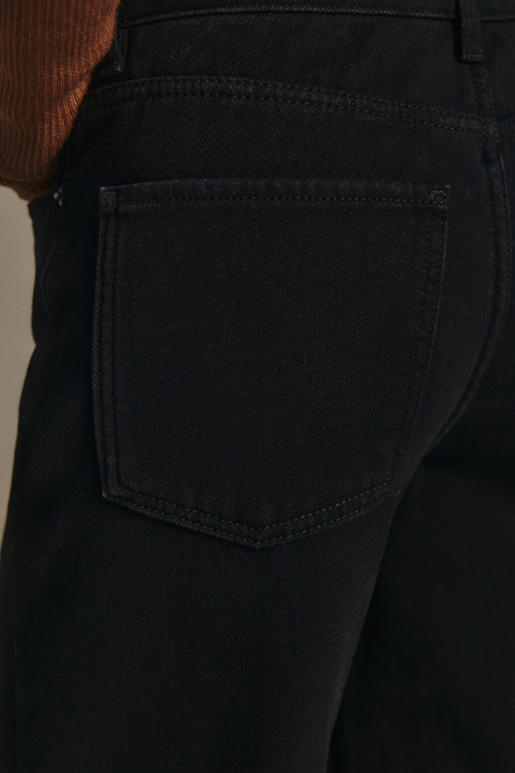 Джинсы широкие с утеплением - цвет черный - 5