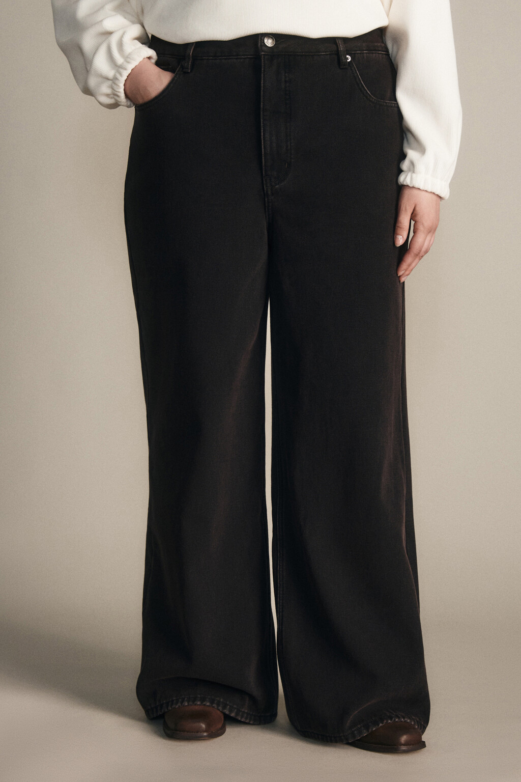 Джинсы широкие с утеплением - цвет коричневый - 3