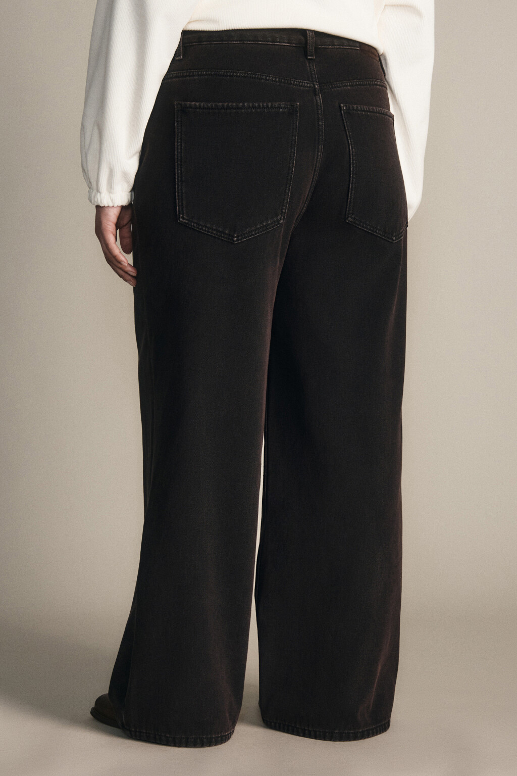 Джинсы широкие с утеплением - цвет коричневый - 4