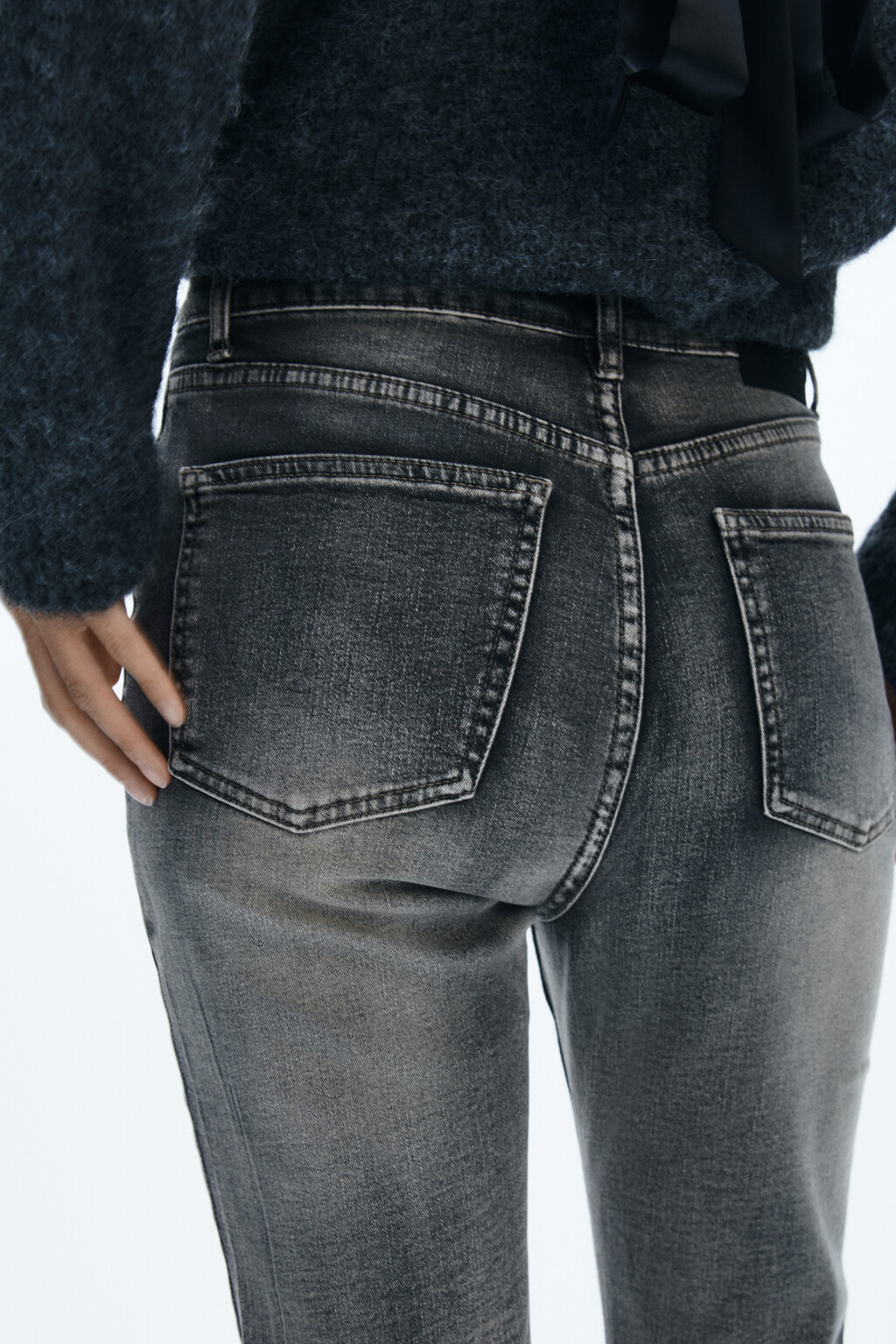 Джинсы клеш с утеплением - цвет серый - 6