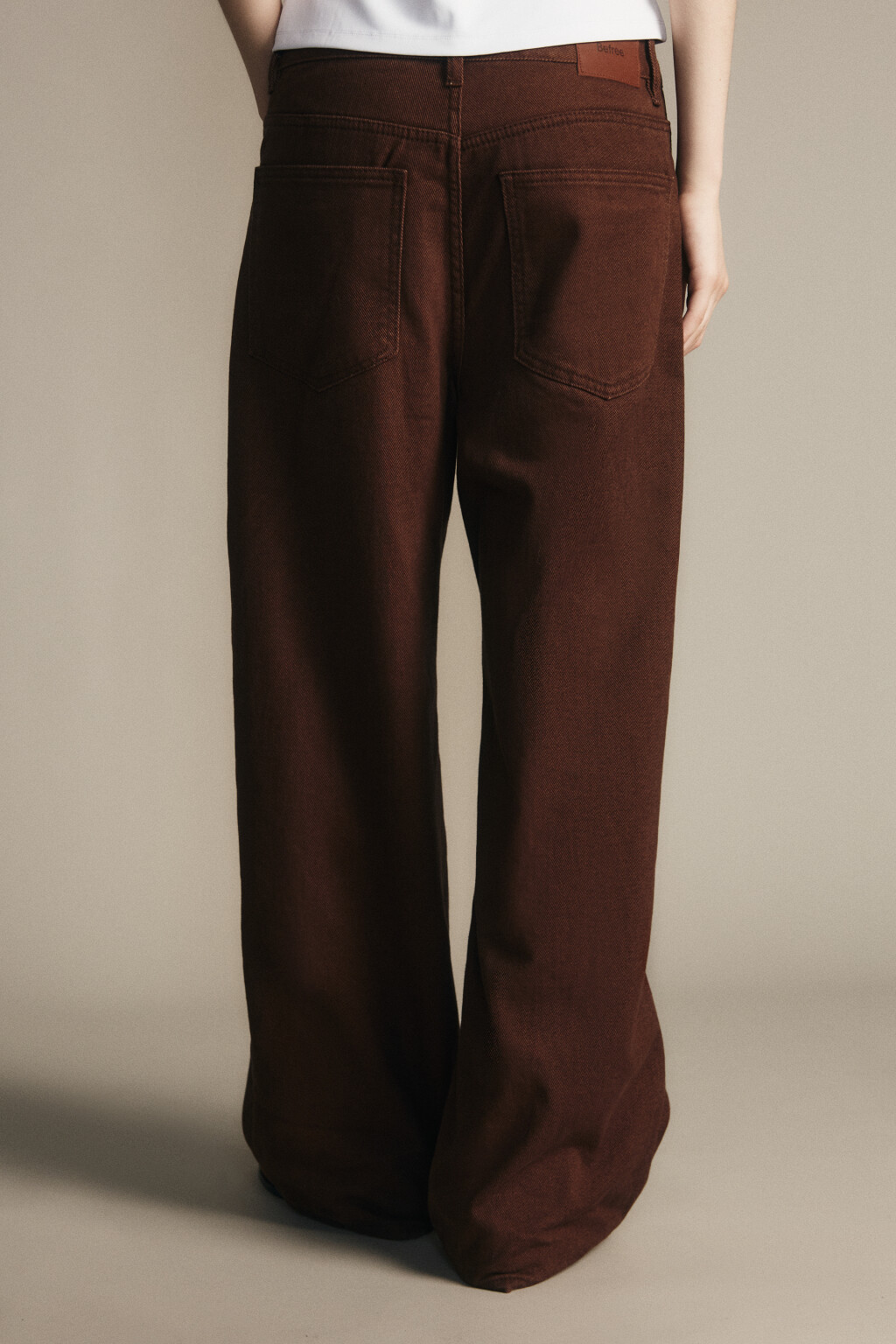 Джинсы baggy fit с бархатной фактурой - цвет коричневый - 3