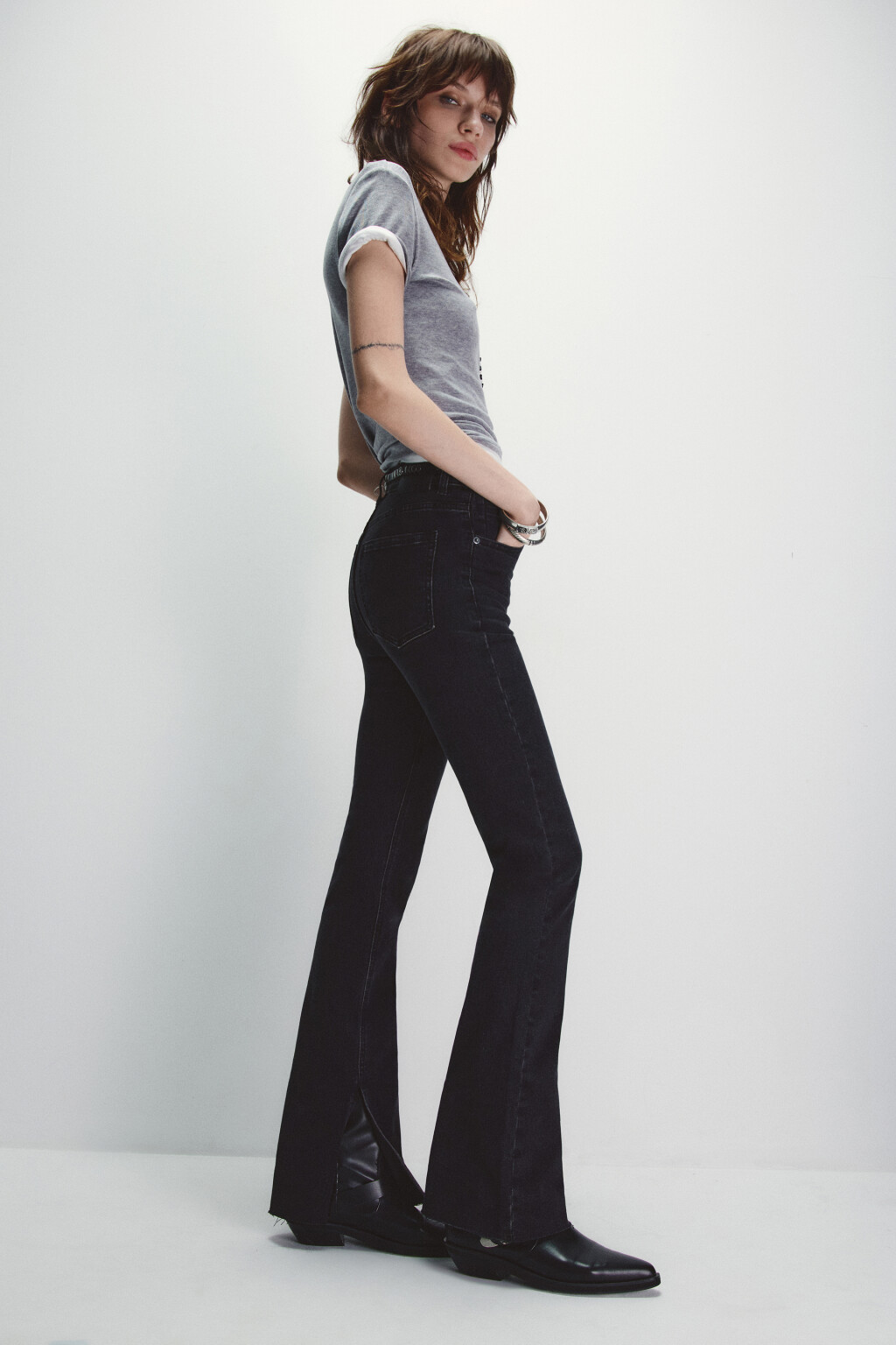 Джинсы клеш с открытыми срезами - цвет серый - 2