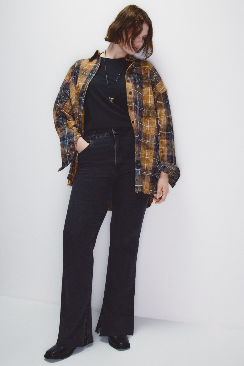 Джинсы клеш с открытыми срезами - цвет серый - 1