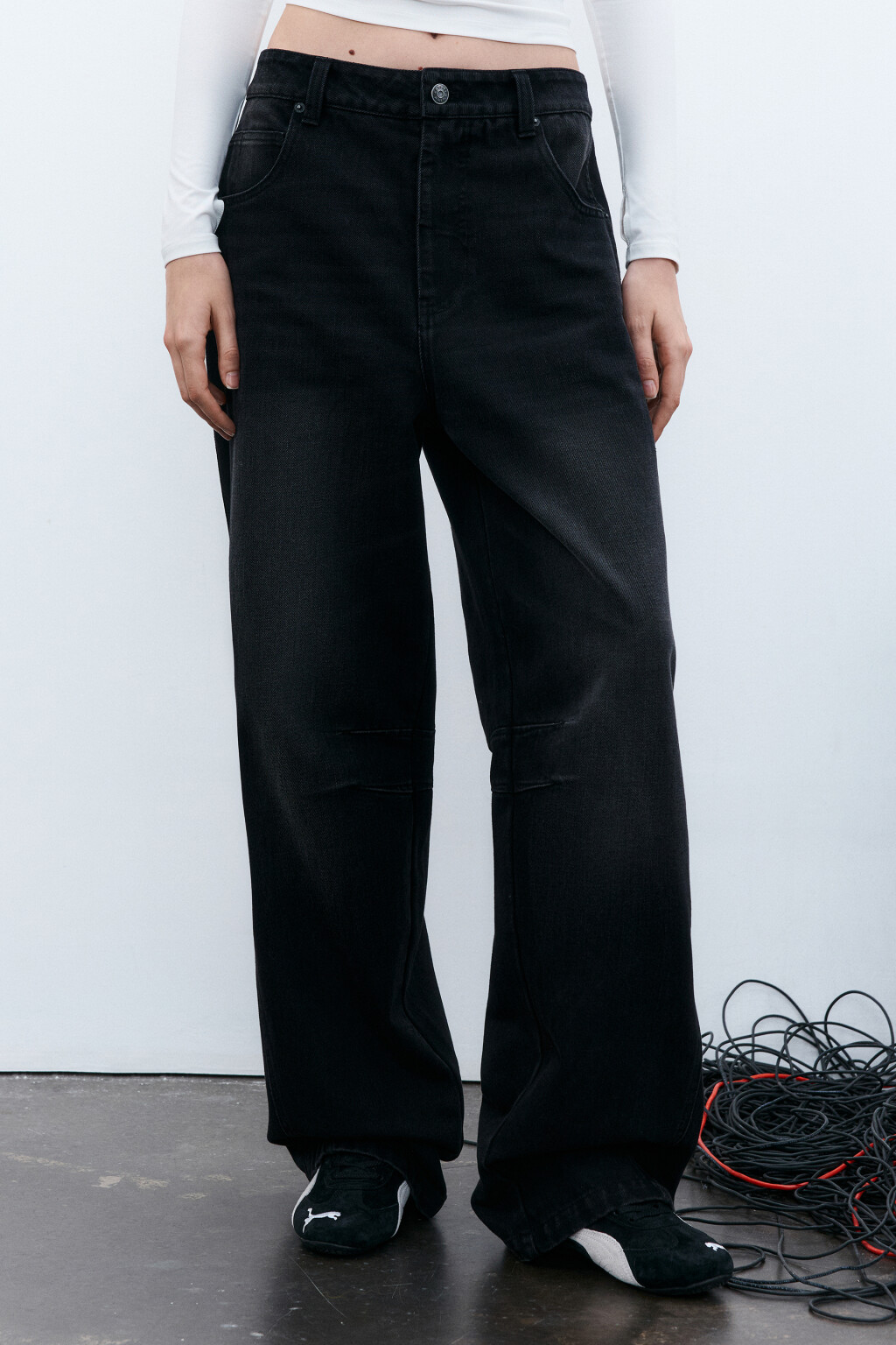 Джинсы cargo со средней посадкой - цвет черный - 2