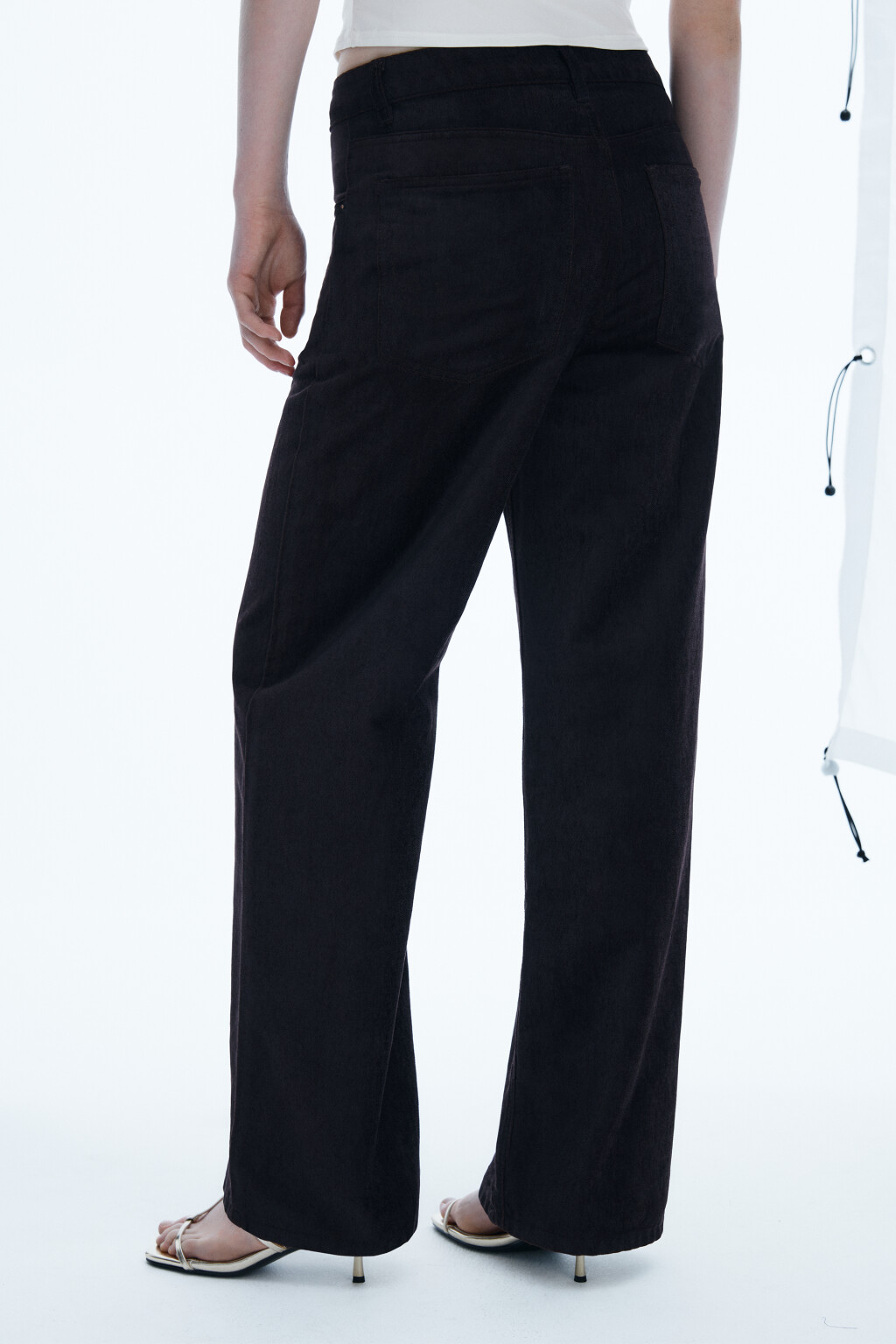 Джинсы прямые с бархатной фактурой - цвет коричневый - 3