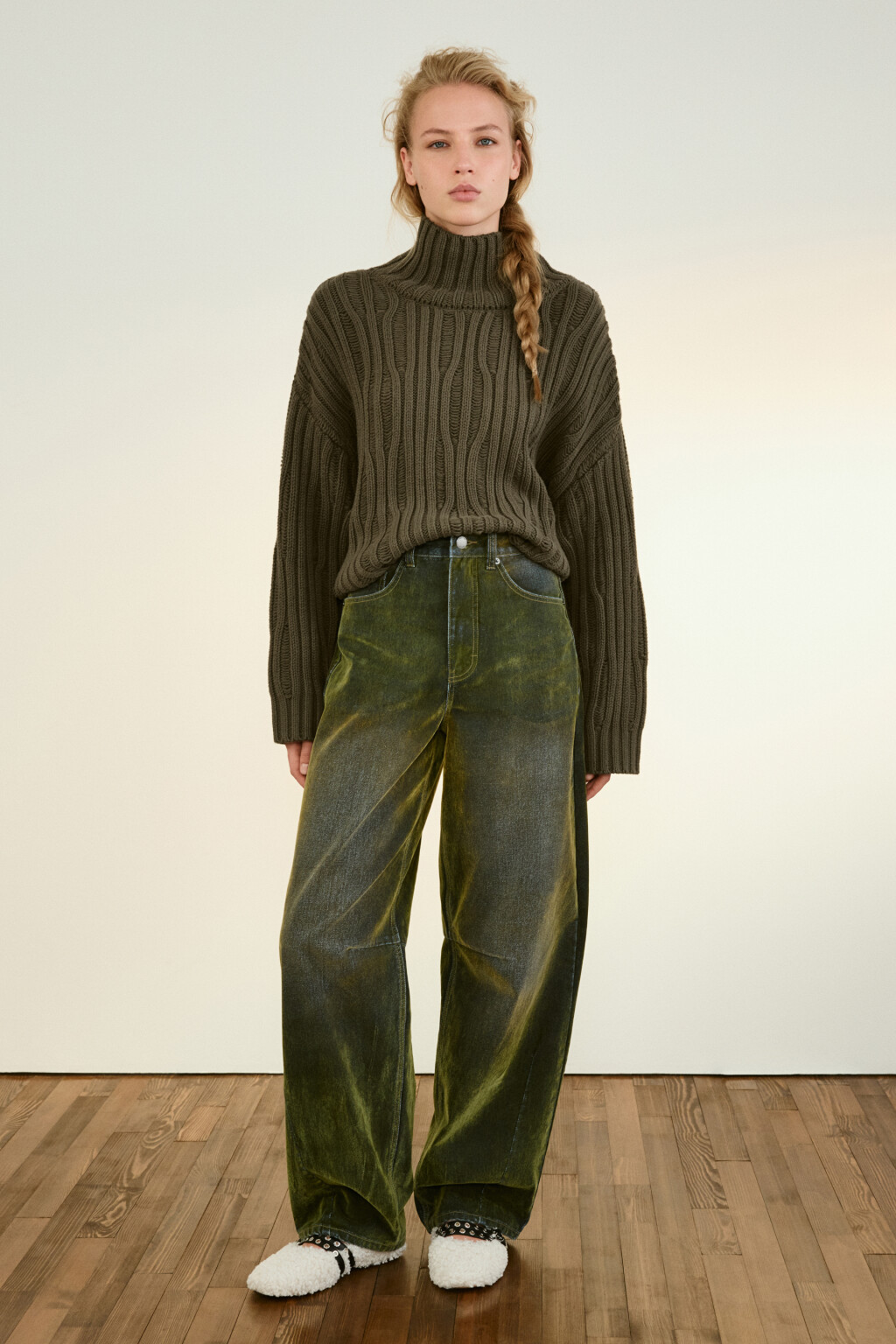 Джинсы barrel fit с флоковым покрытием - цвет зеленый - 4