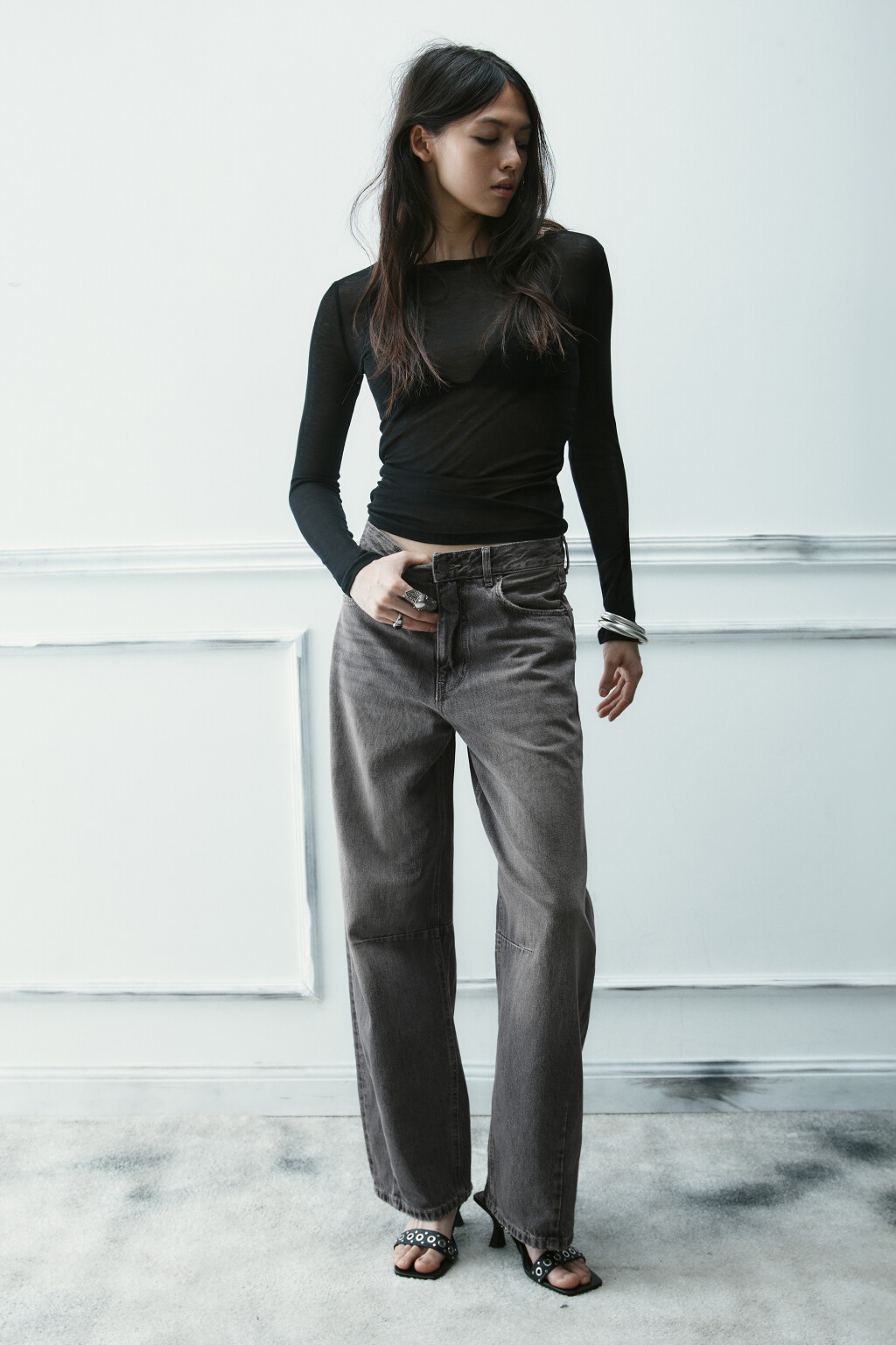 Джинсы barrel fit со средней посадкой - цвет серый - 4