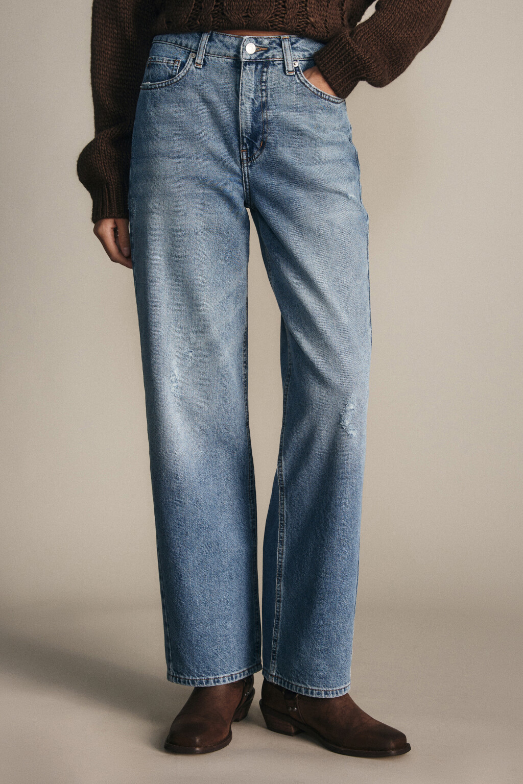 Джинсы прямые со средней посадкой - цвет голубой - 2