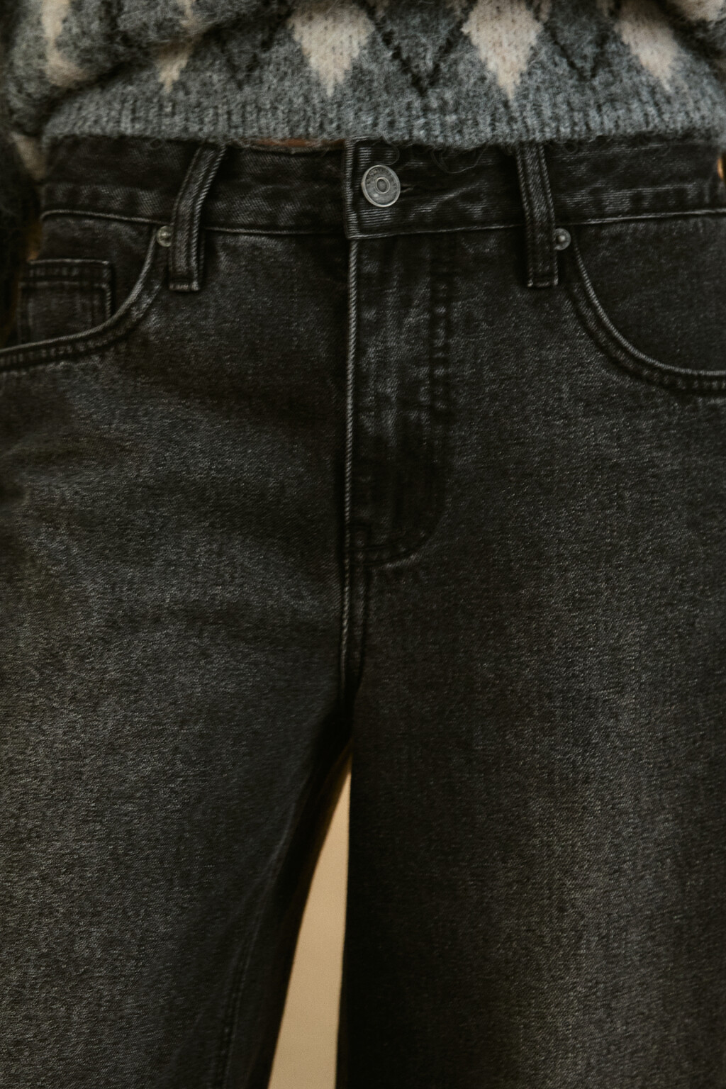 Джинсы широкие со средней посадкой - цвет черный - 5