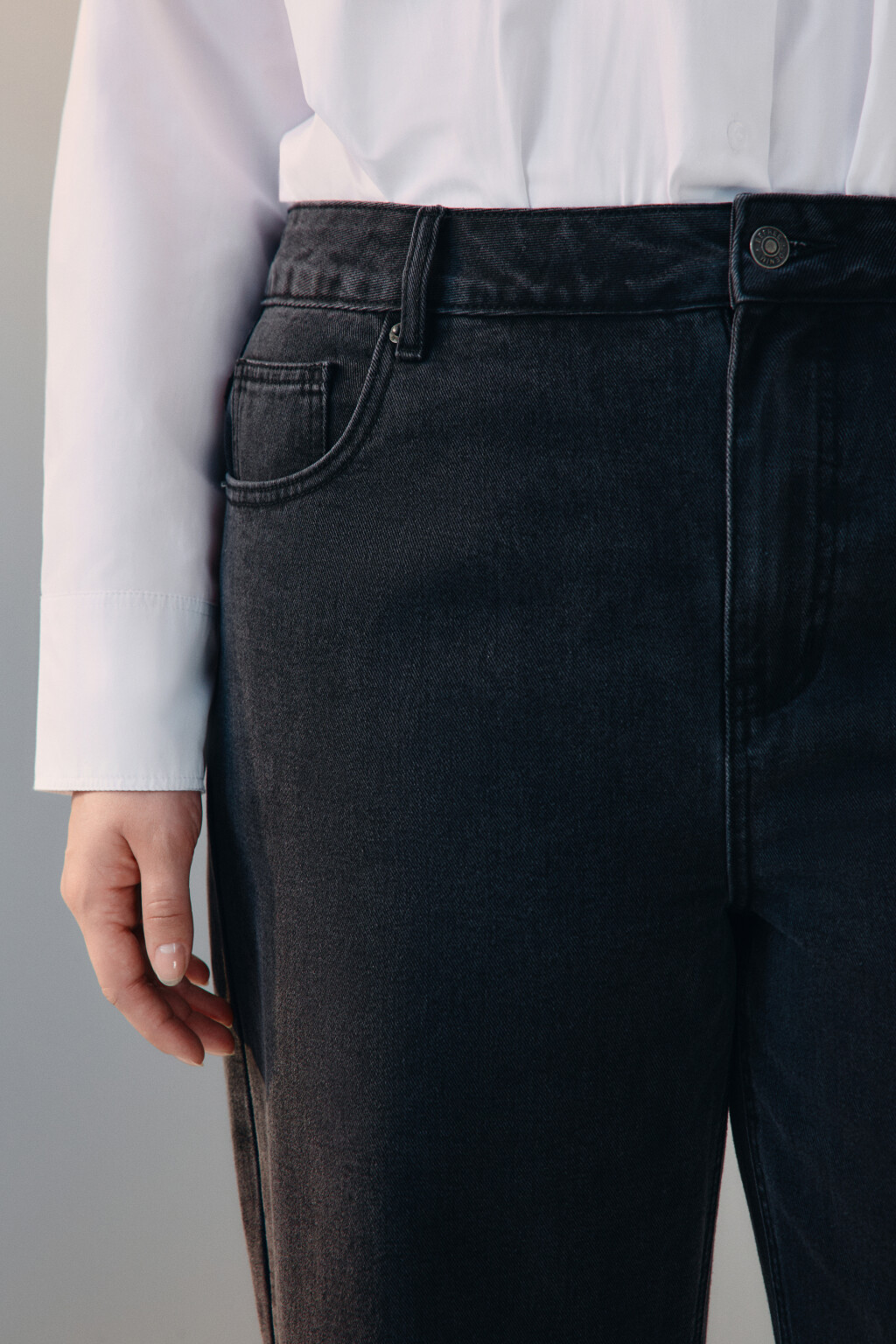 Джинсы прямые со средней посадкой - цвет черный - 5