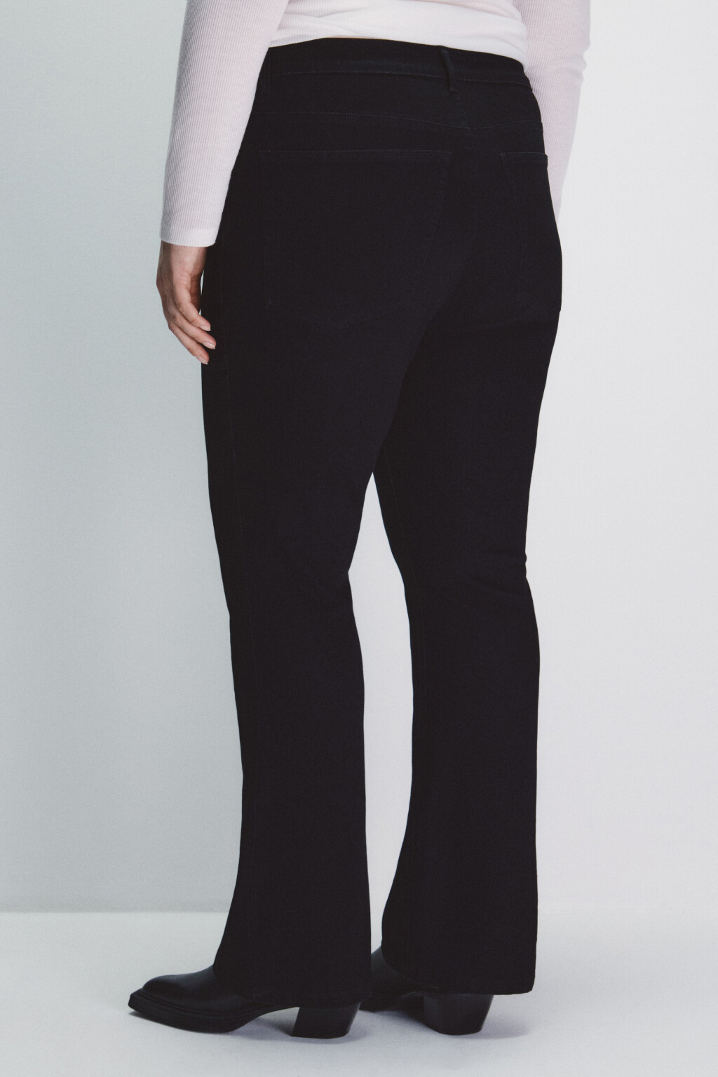 Джинсы клеш с высокой посадкой - цвет черный - 3